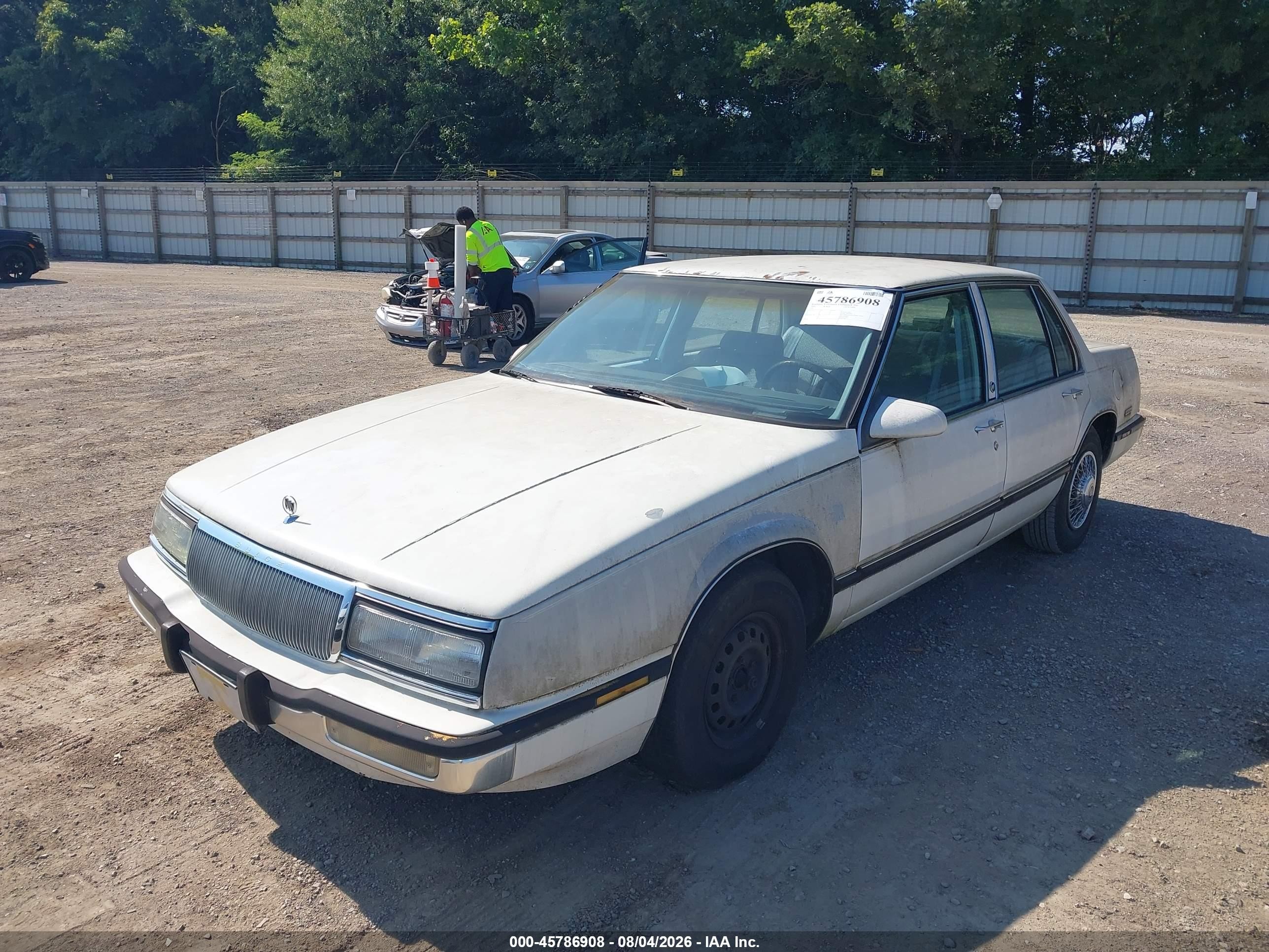 1990 Buick Lesabre Custom White vin: 1G4HP54C8LH459360