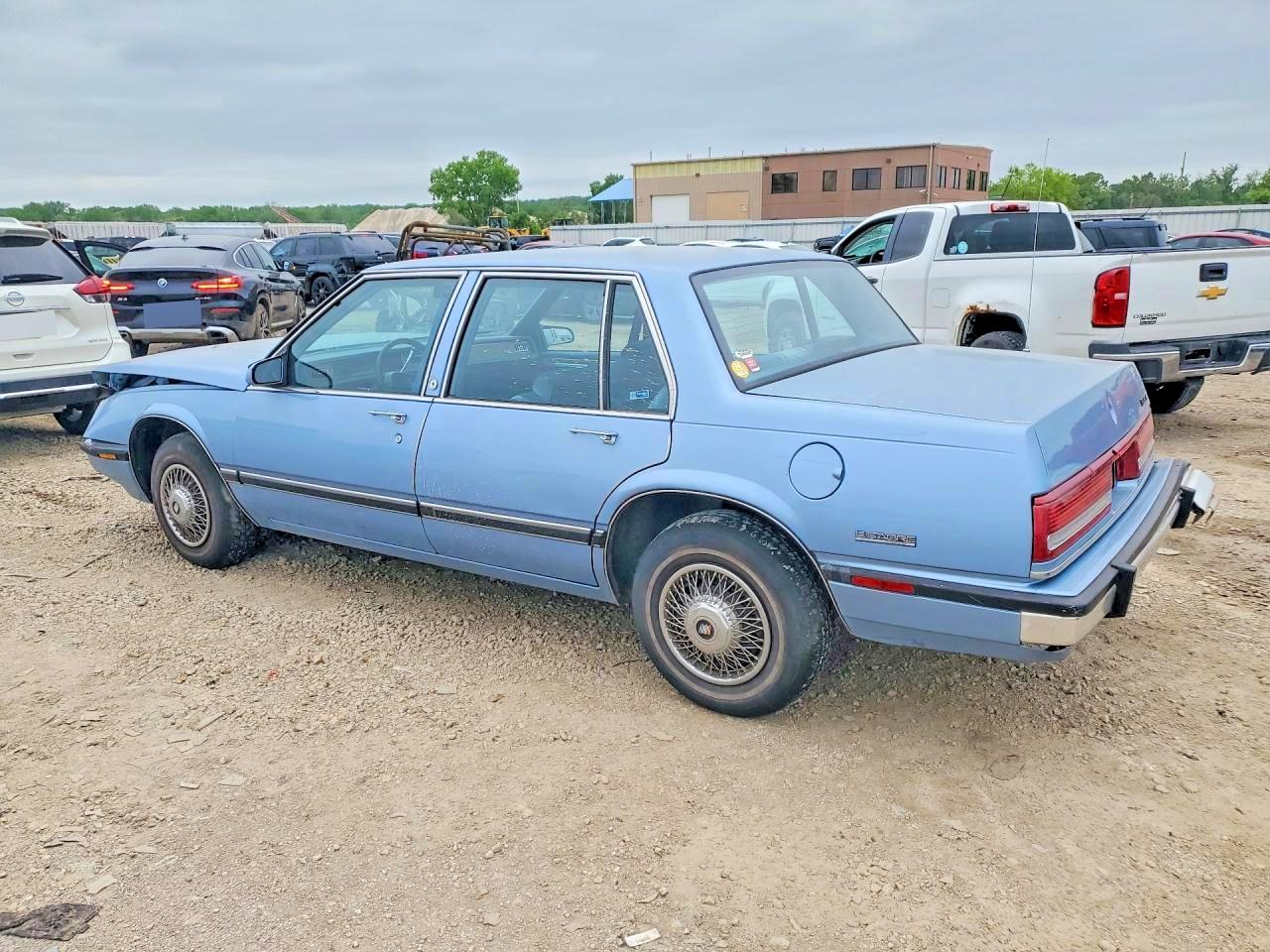 1991 Buick Lesabre Custom Blue vin: 1G4HP54C8MH428739