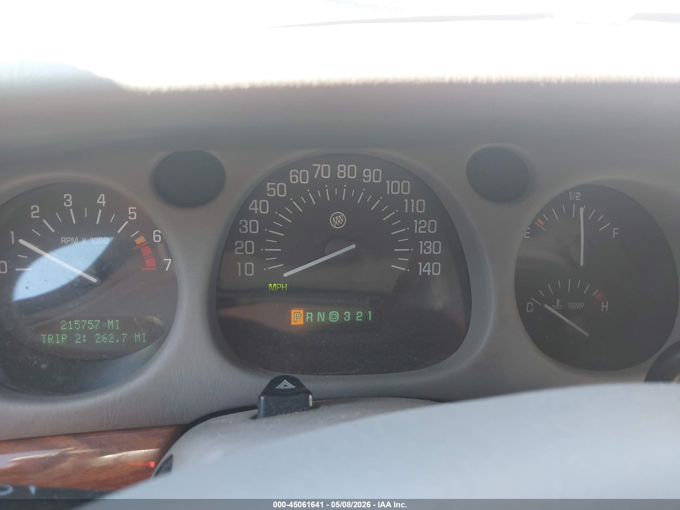 2002 Buick Lesabre Custom White vin: 1G4HP54K124208550