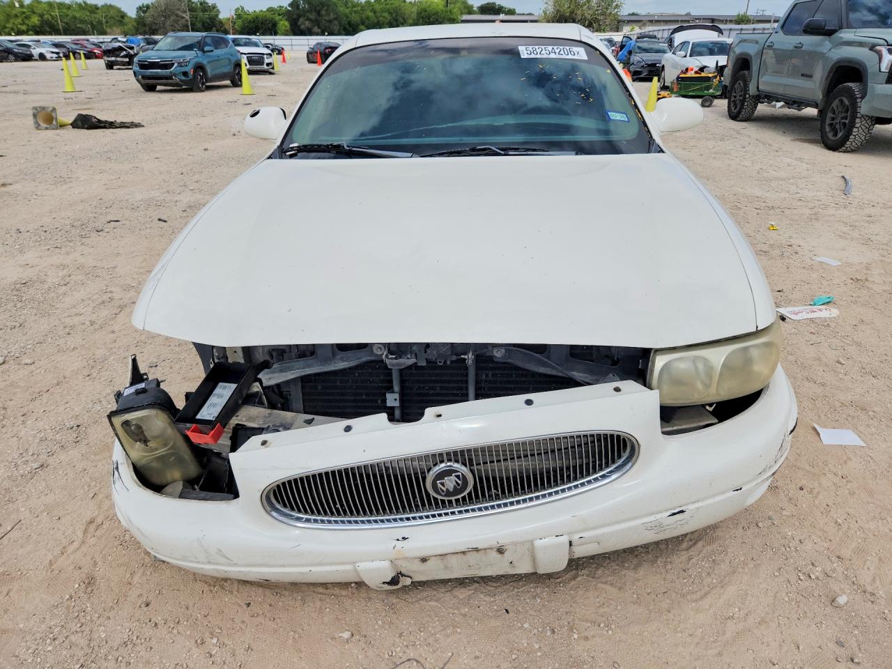 2002 Buick Lesabre Custom White vin: 1G4HP54K224199647