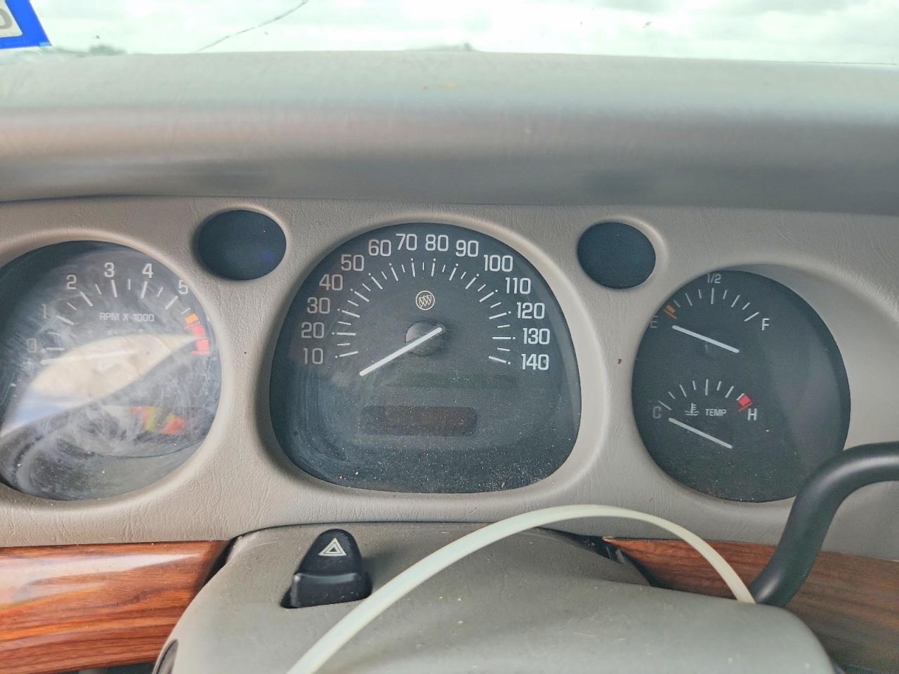 2002 Buick Lesabre Custom White vin: 1G4HP54K224199647