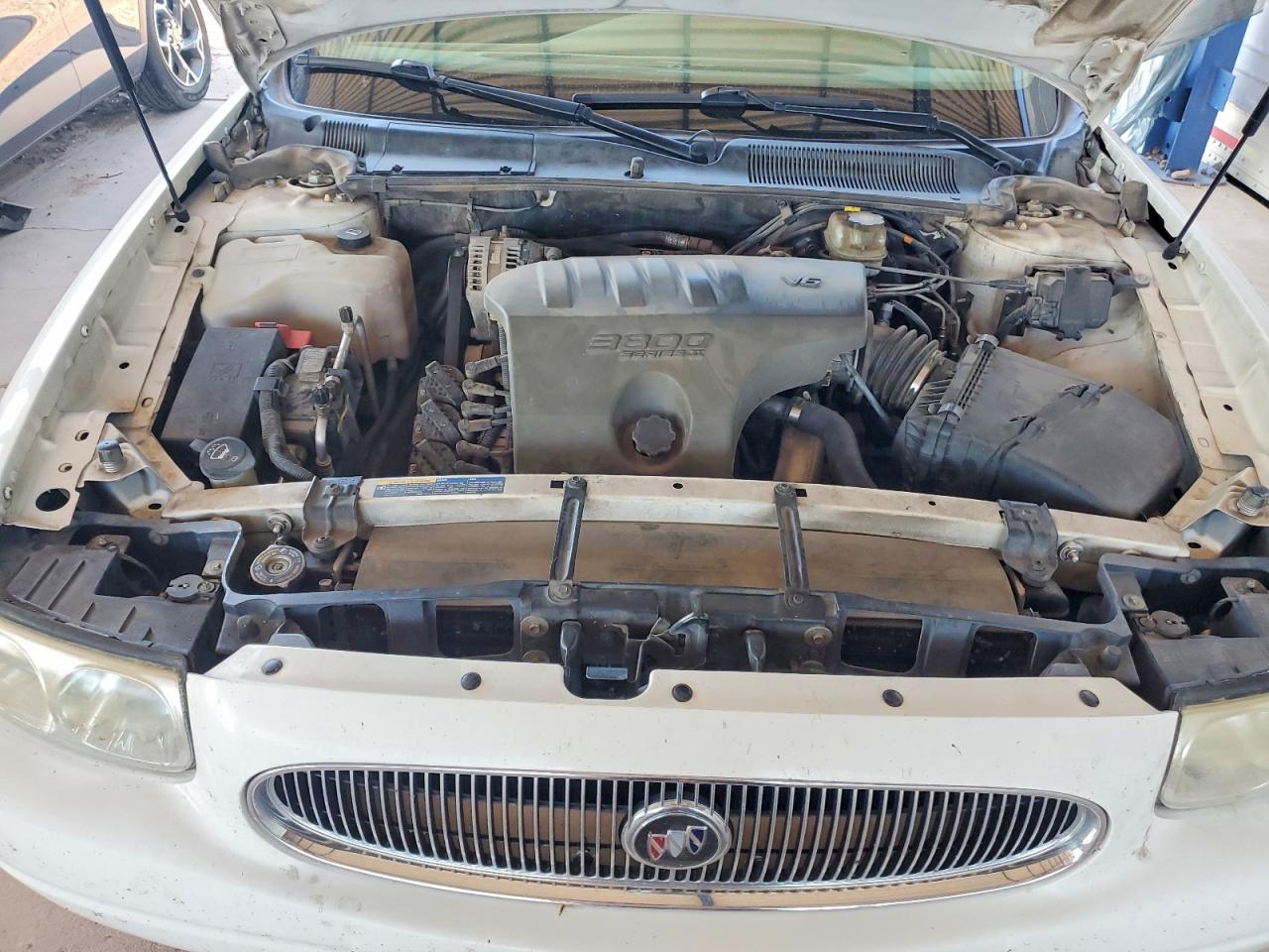 2004 Buick Lesabre Custom White vin: 1G4HP54K244136017