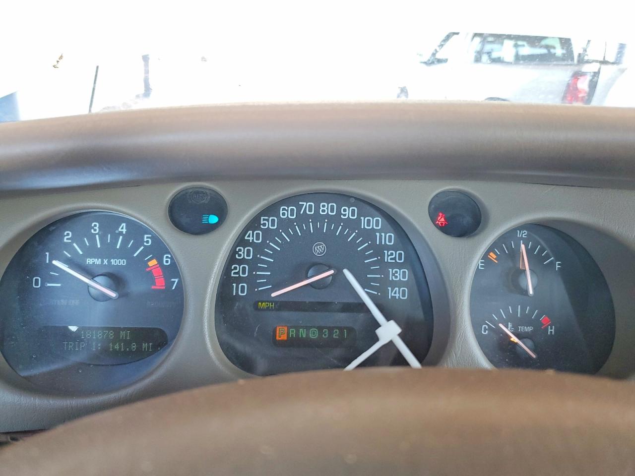 2004 Buick Lesabre Custom White vin: 1G4HP54K244136017