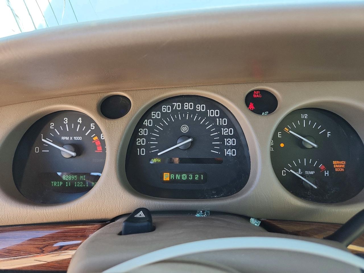 2004 Buick Lesabre White vin: 1G4HP54K44U172209