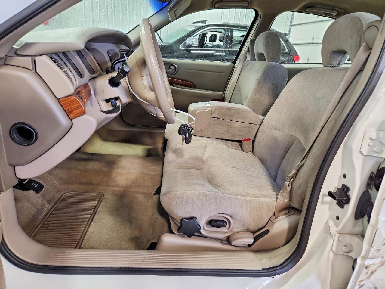 2002 Buick Lesabre Custom White vin: 1G4HP54K624244346