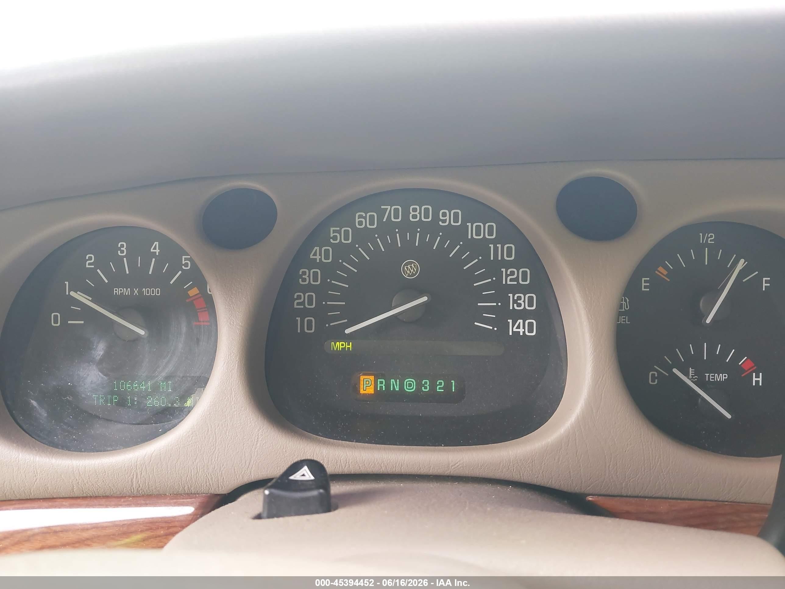 2002 Buick Lesabre Custom Белый vin: 1G4HP54K724239849