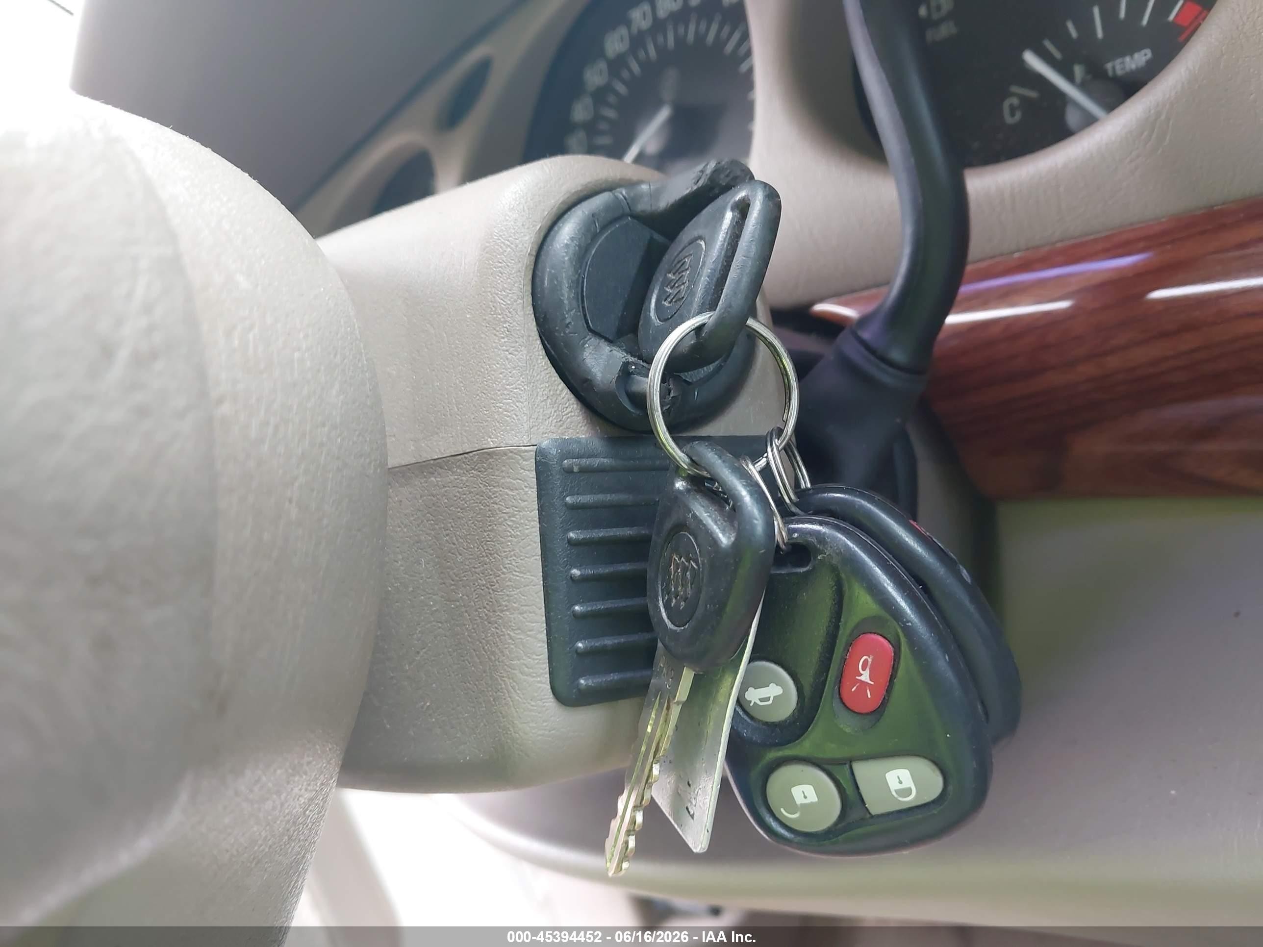 2002 Buick Lesabre Custom Белый vin: 1G4HP54K724239849