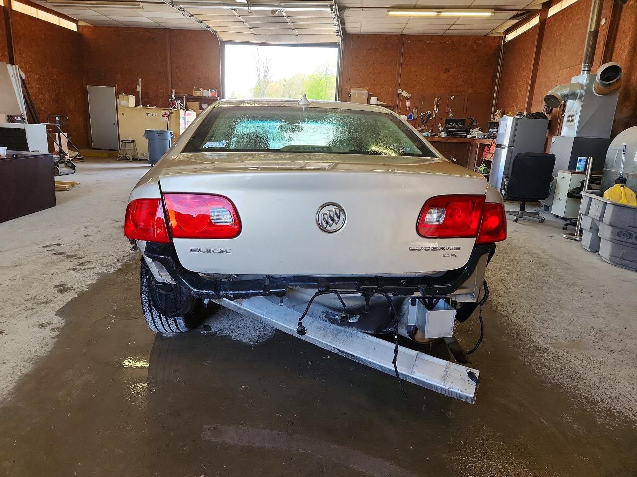 2009 Buick Lucerne Cx Beige vin: 1G4HP571X9U110579