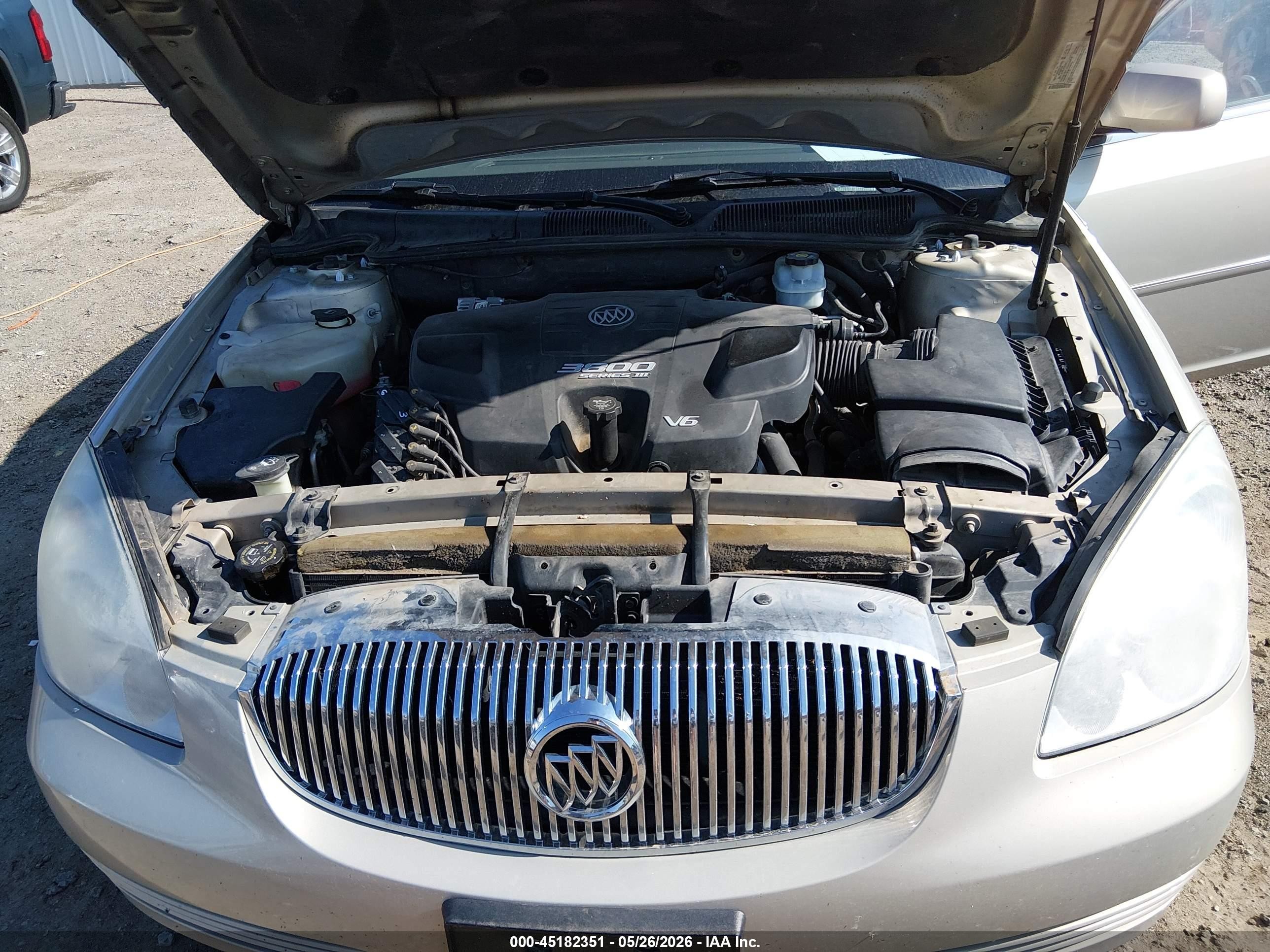 2008 Buick Lucerne Cx Бежевый vin: 1G4HP57208U202663
