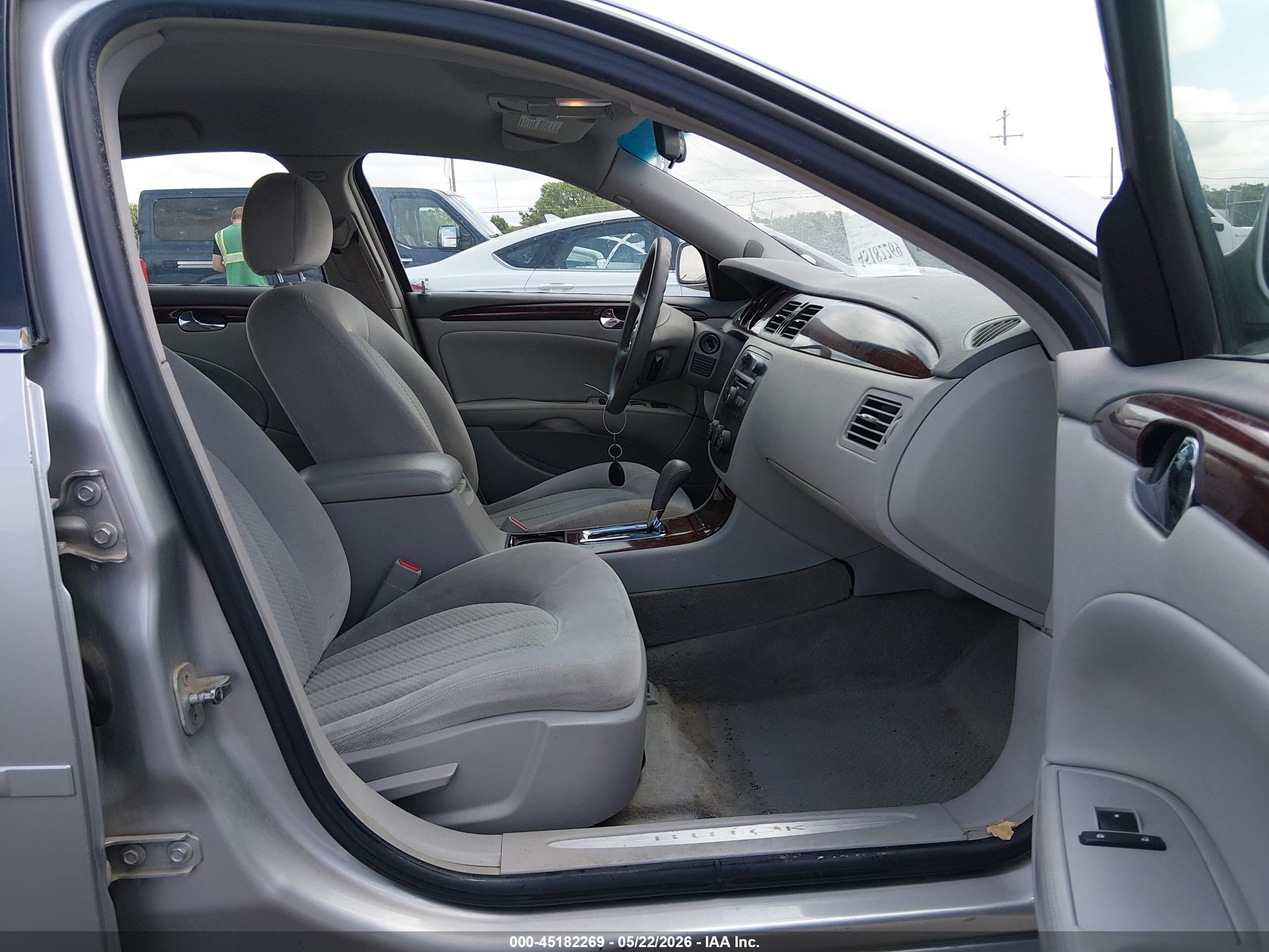 2007 Buick Lucerne Cx Серый vin: 1G4HP57227U170216
