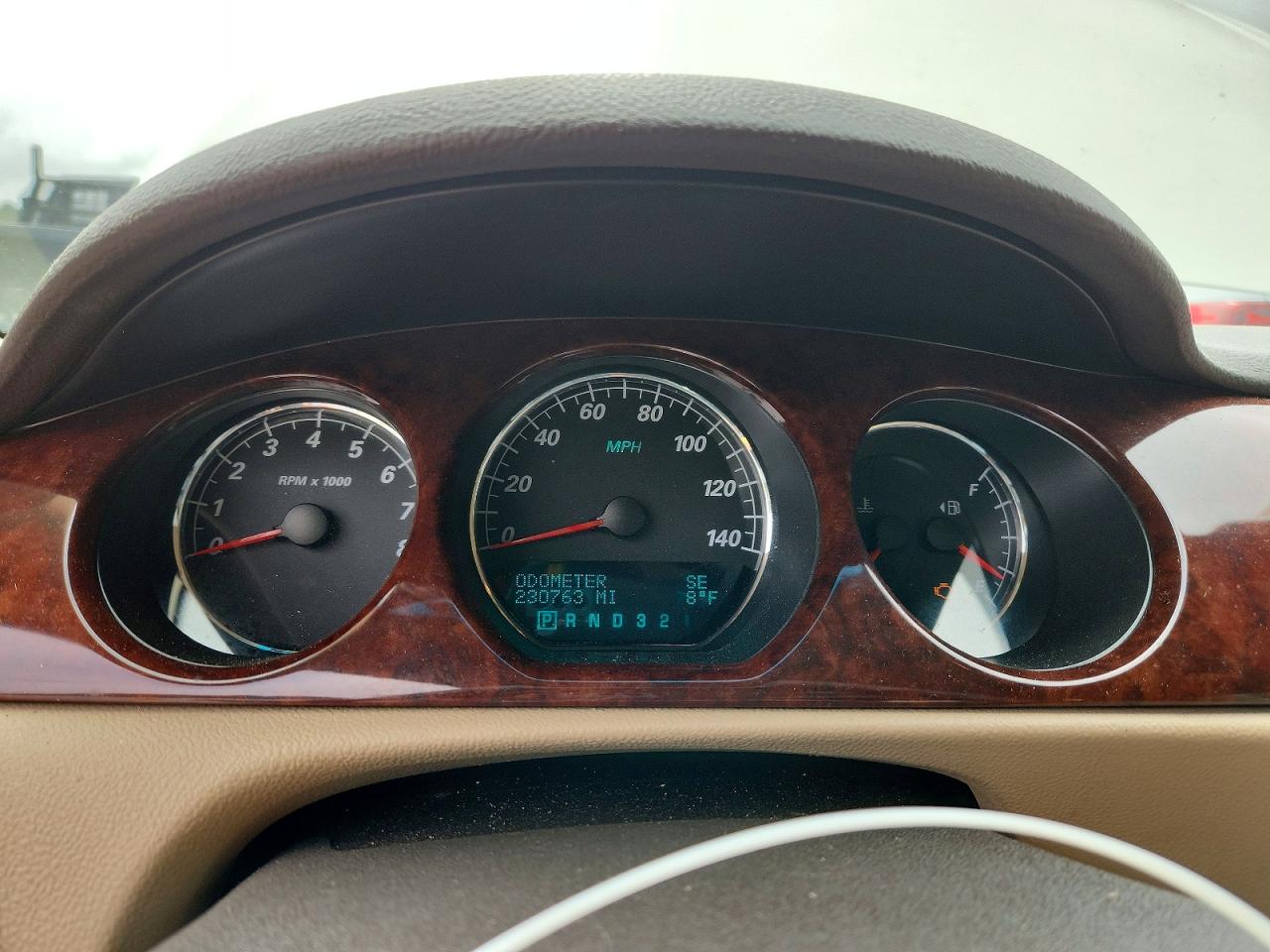 2008 Buick Lucerne Cx White vin: 1G4HP57228U103147