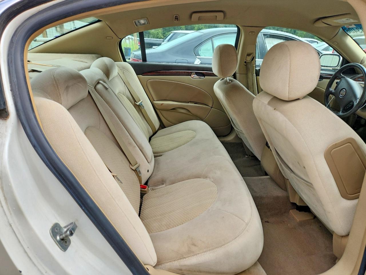 2008 Buick Lucerne Cx White vin: 1G4HP57228U103147