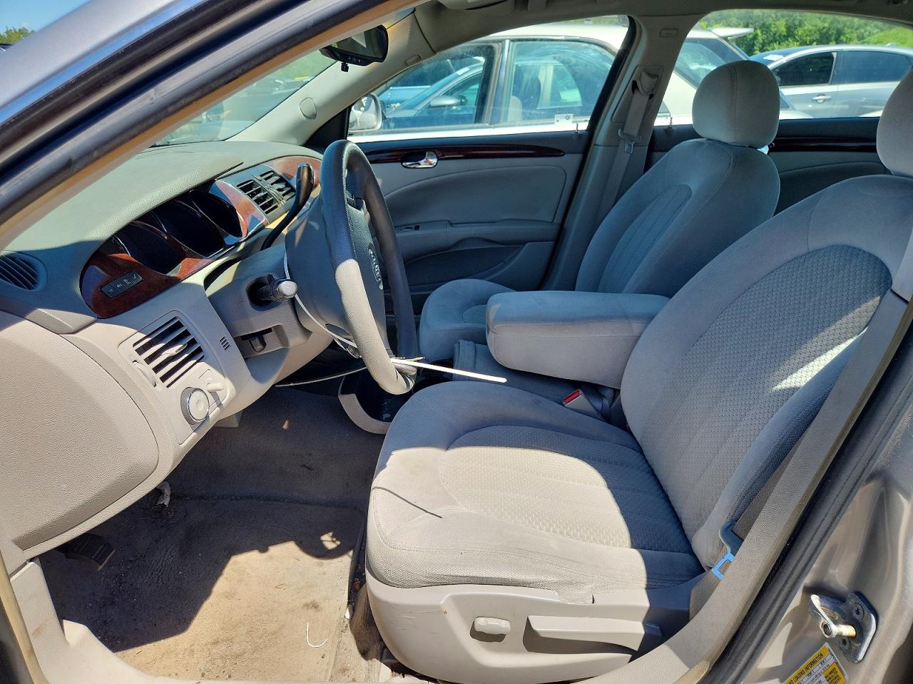 2006 Buick Lucerne Cx Silver vin: 1G4HP57236U202024