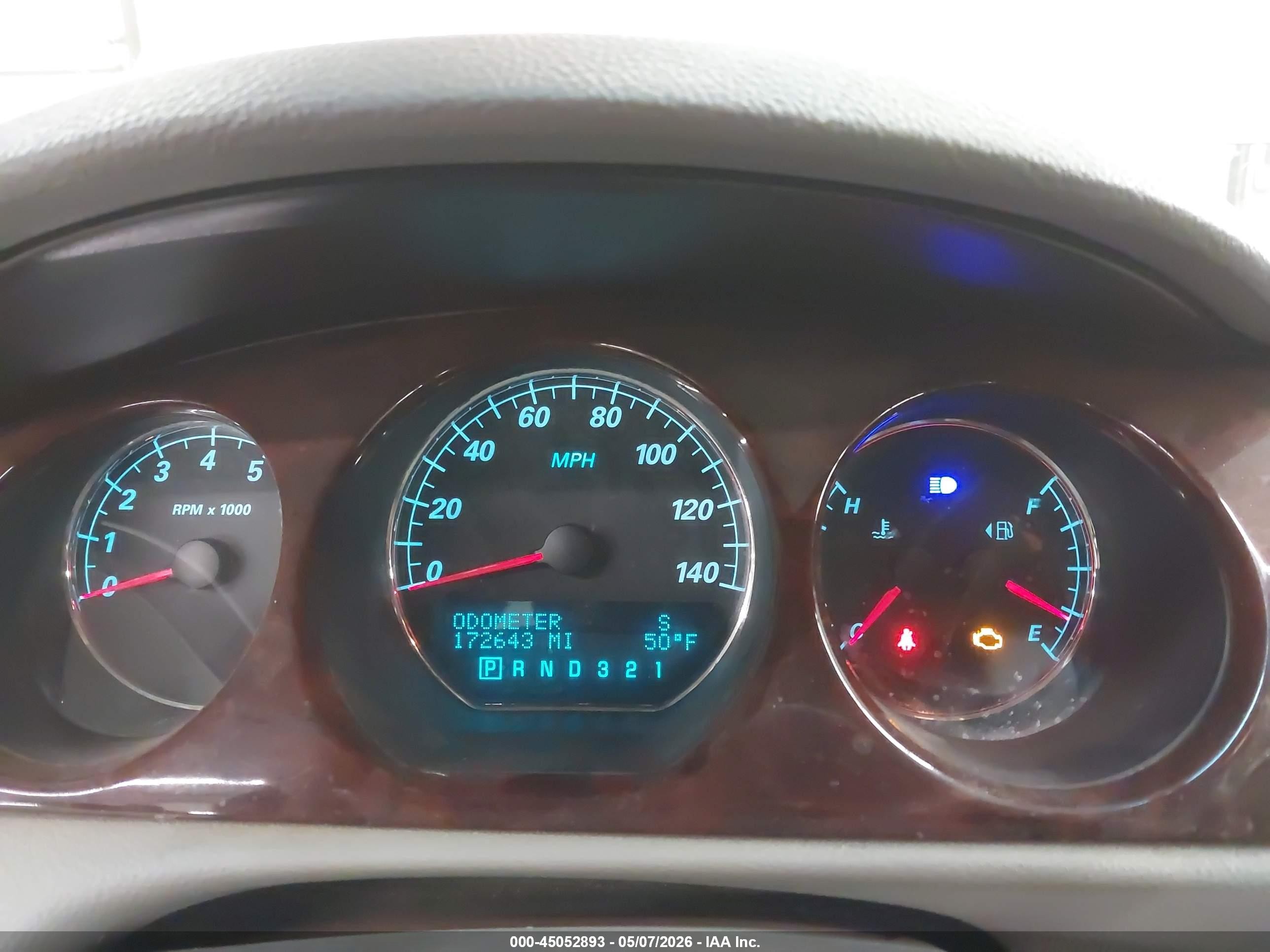 2008 Buick Lucerne Cx Silver vin: 1G4HP57238U154253