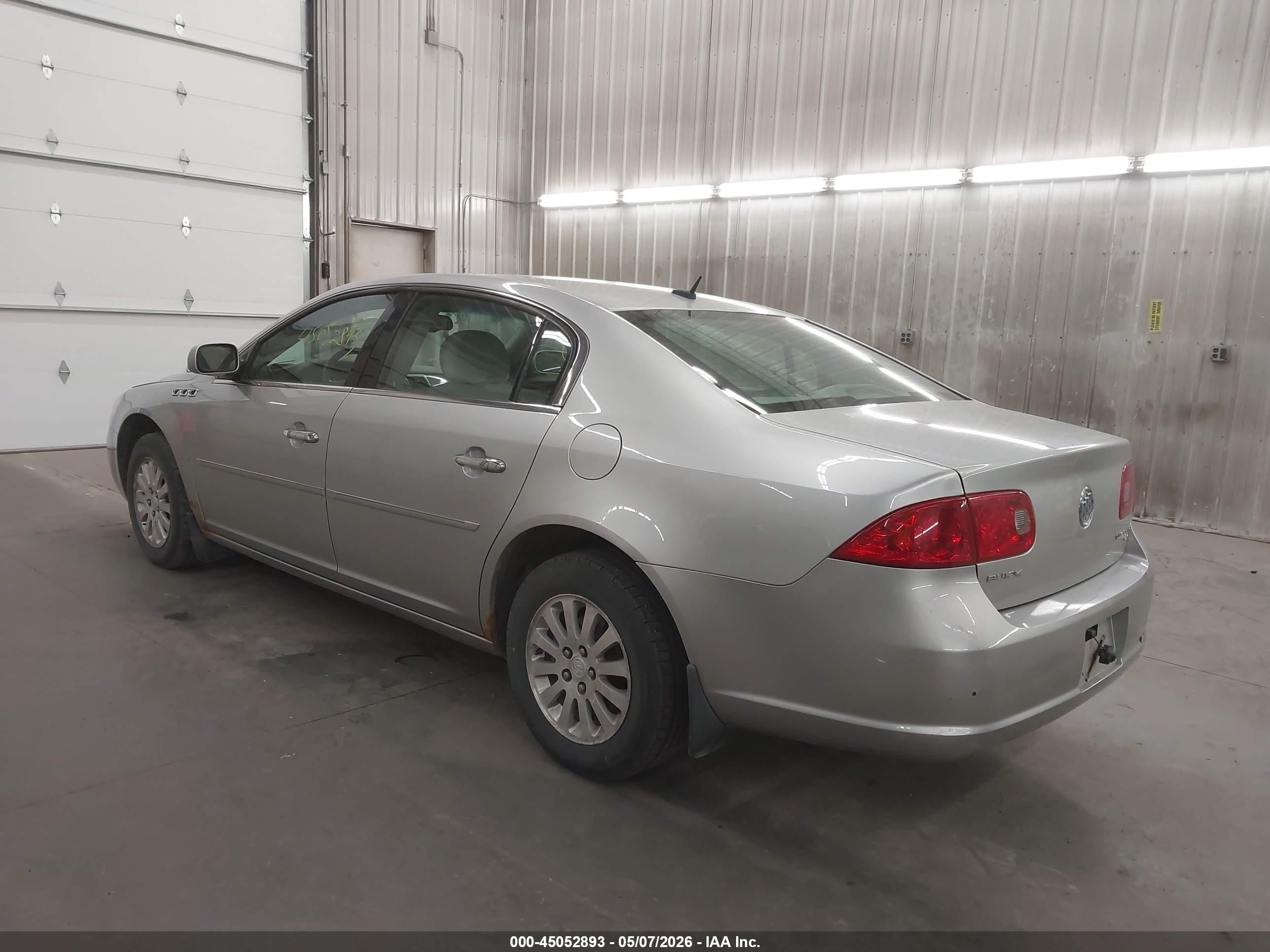 2008 Buick Lucerne Cx Silver vin: 1G4HP57238U154253