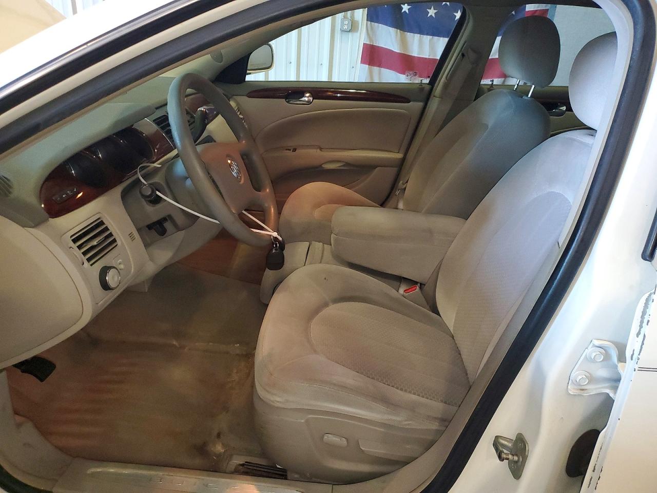 2006 Buick Lucerne Cx White vin: 1G4HP57246U154405