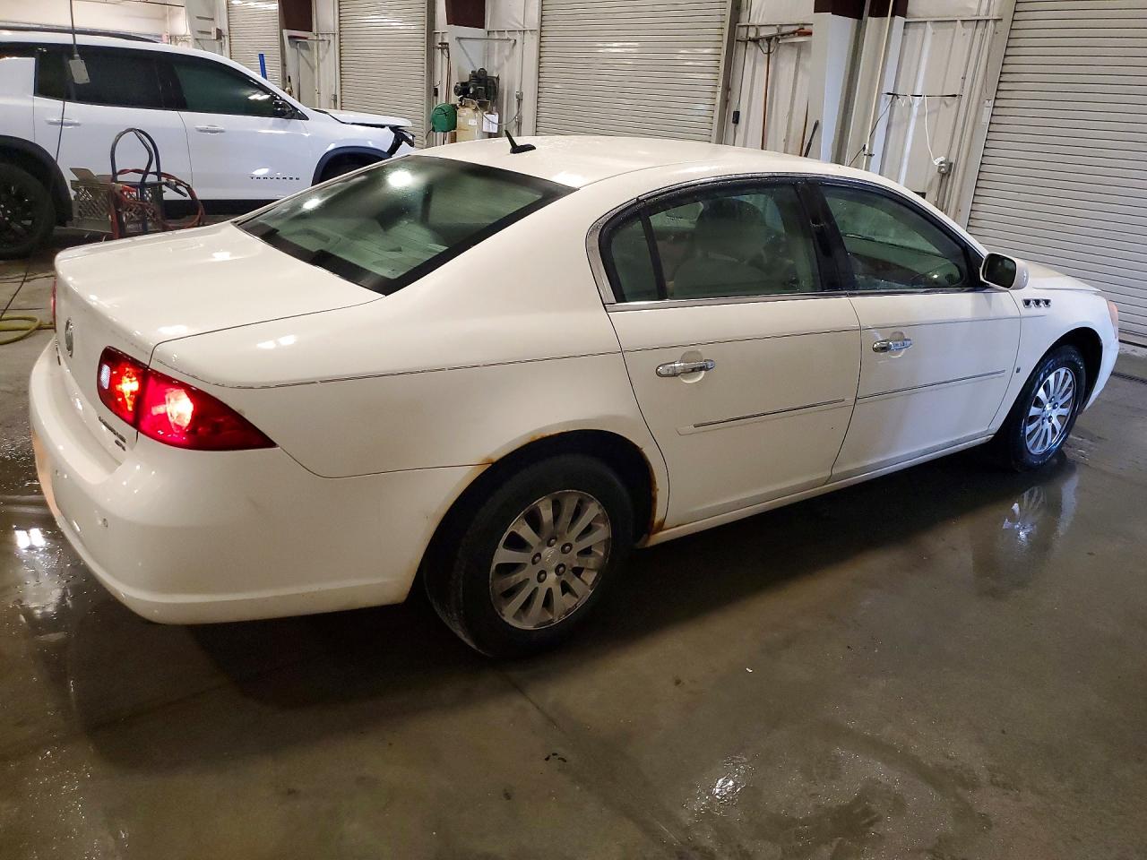 2006 Buick Lucerne Cx White vin: 1G4HP57246U154405