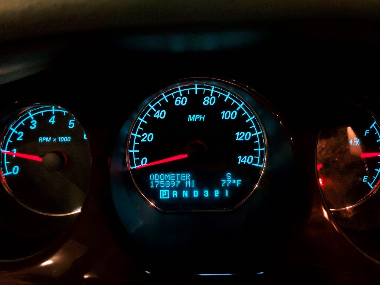 2006 Buick Lucerne Cx White vin: 1G4HP57246U154405
