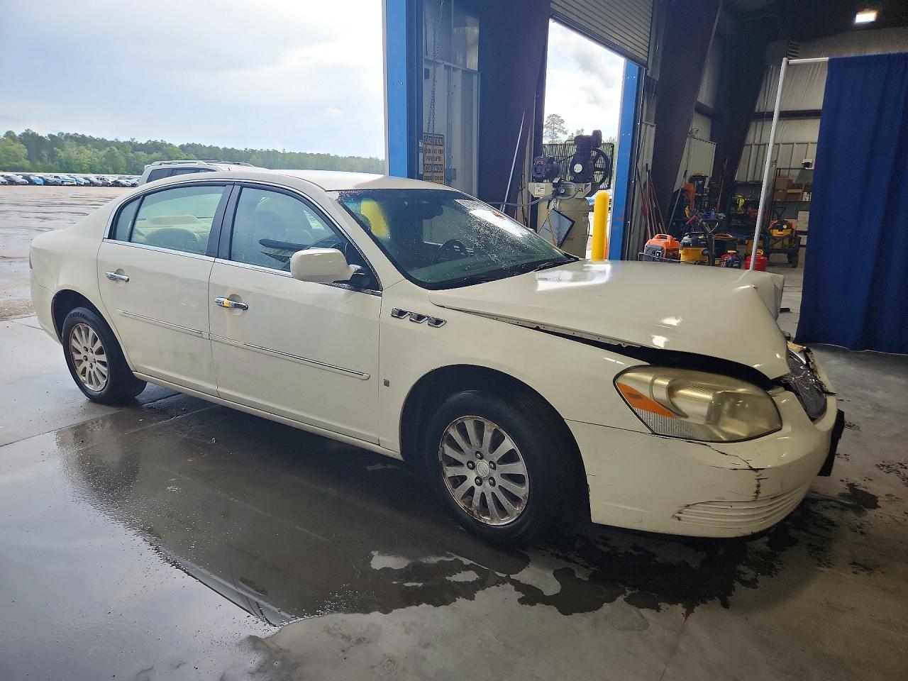 2008 Buick Lucerne Cx White vin: 1G4HP57258U184323