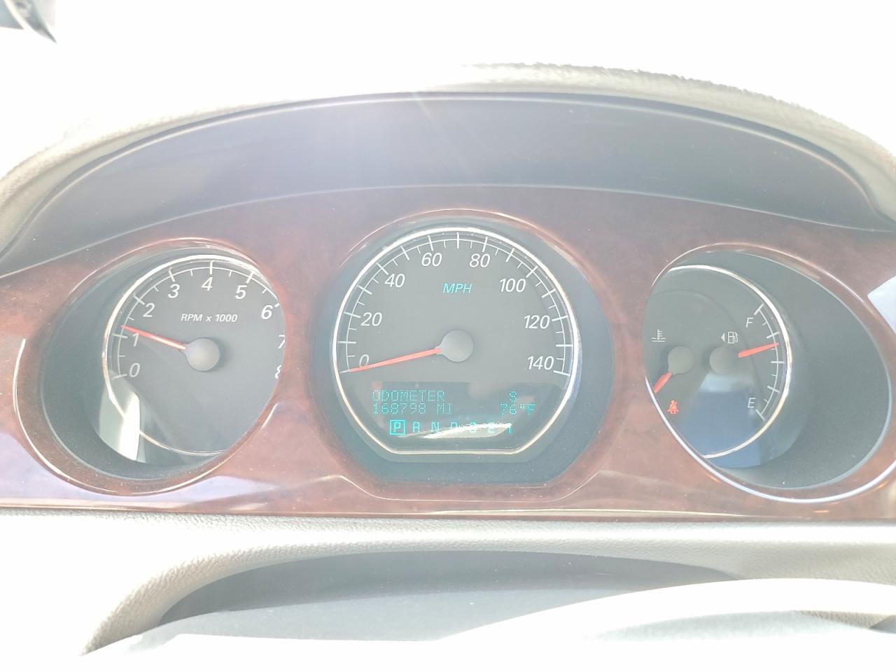 2006 Buick Lucerne Cx Burgundy vin: 1G4HP57266U213972