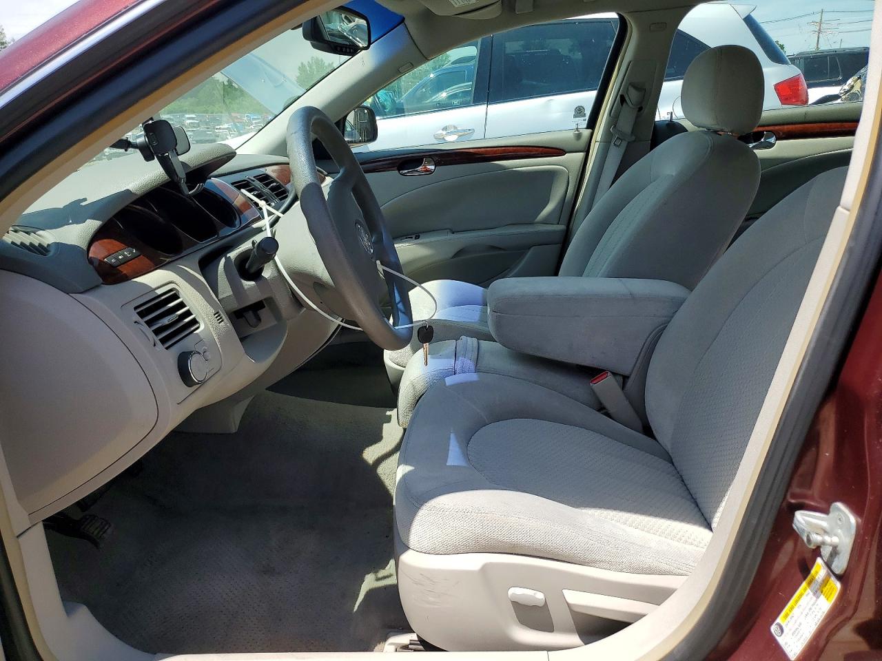 2006 Buick Lucerne Cx Burgundy vin: 1G4HP57266U213972