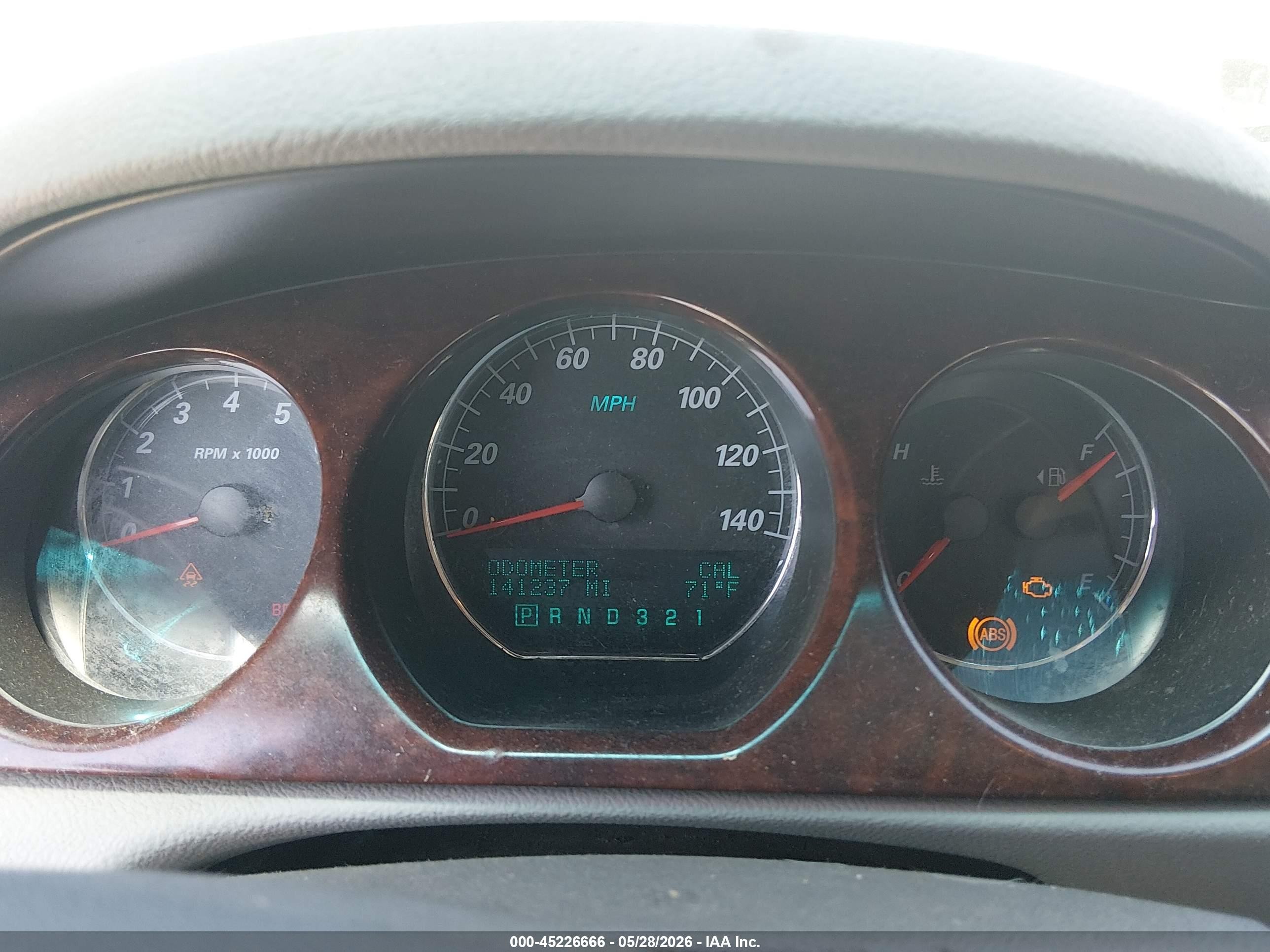 2007 Buick Lucerne Cx Серебряный vin: 1G4HP57267U172289