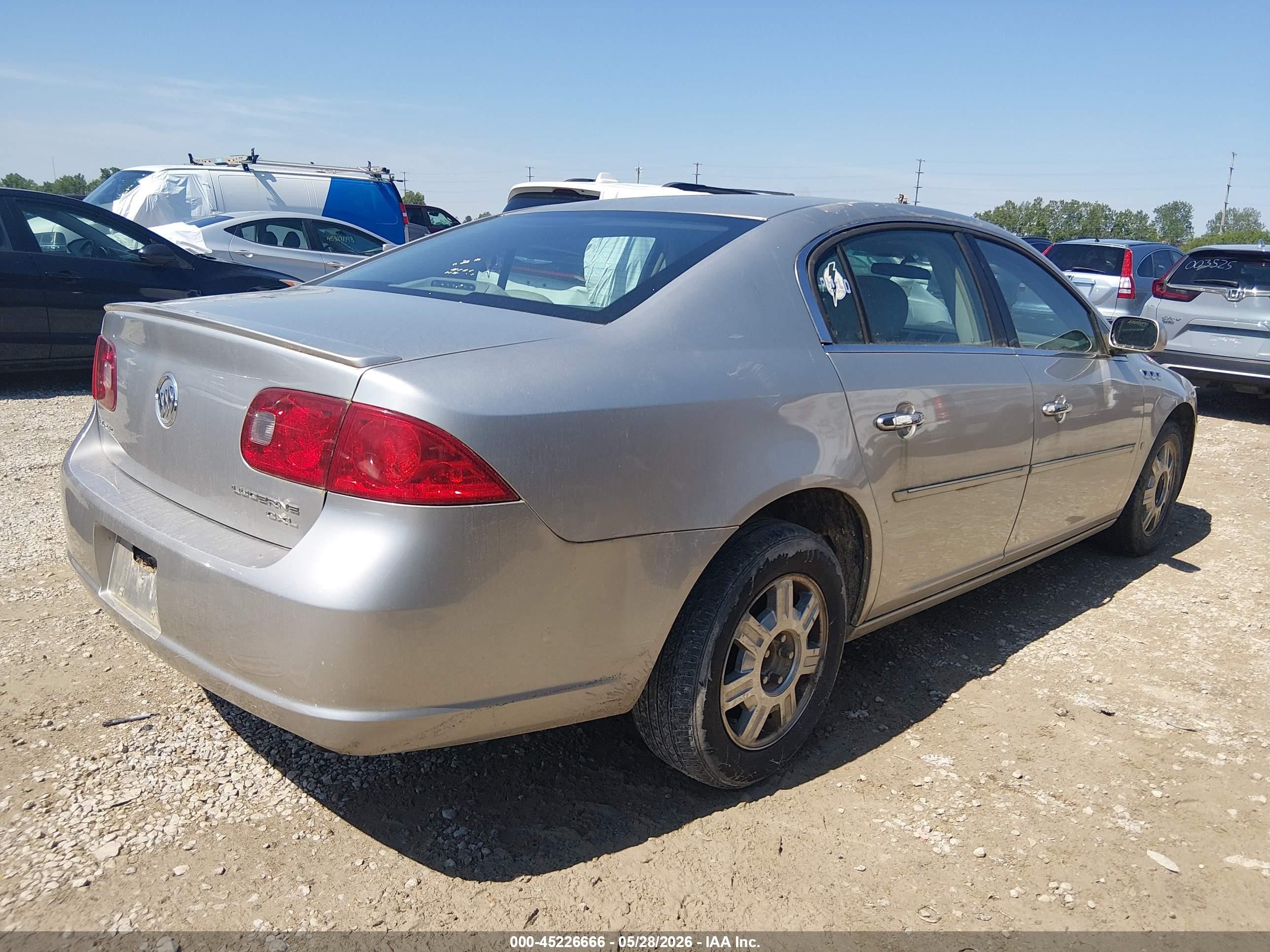 2007 Buick Lucerne Cx Серебряный vin: 1G4HP57267U172289
