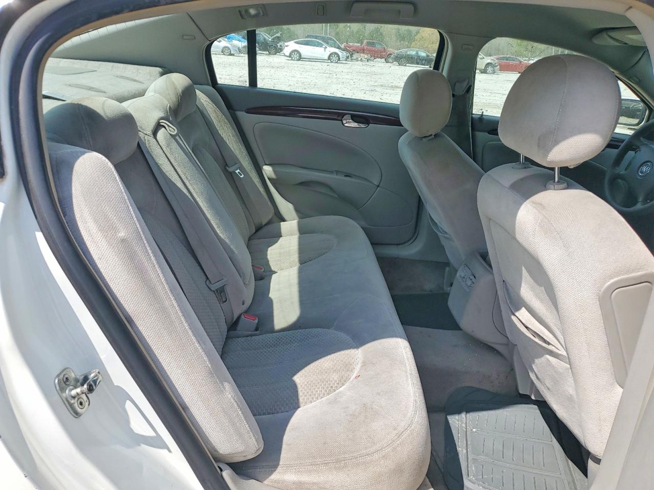 2007 Buick Lucerne Cx Белый vin: 1G4HP57277U200133