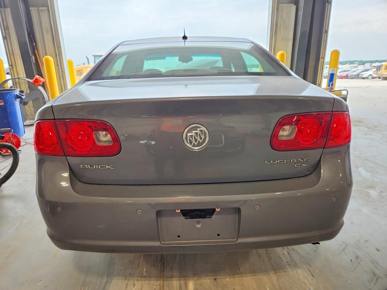2007 Buick Lucerne Cx Gray vin: 1G4HP57287U179714