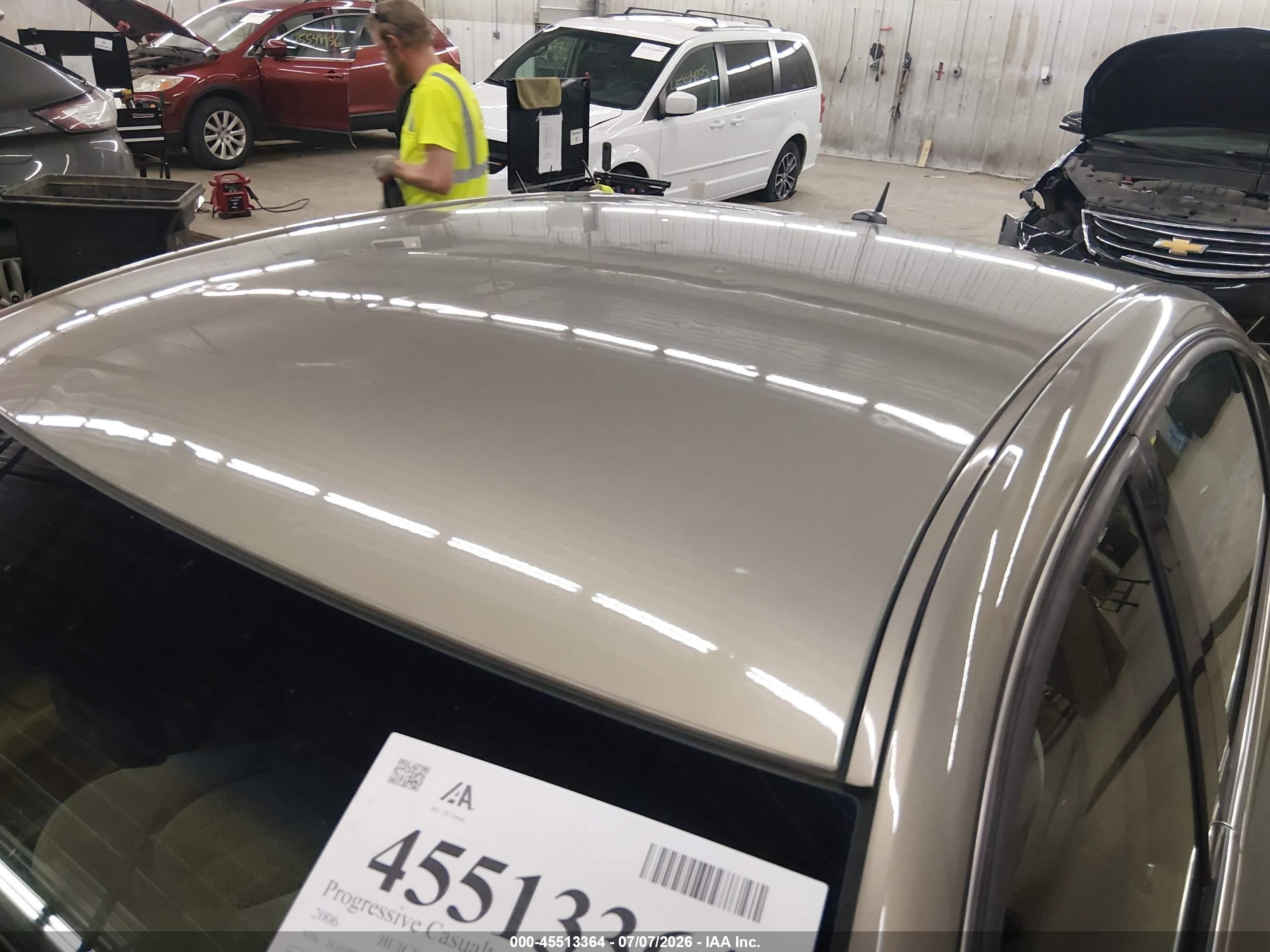 2006 Buick Lucerne Cx Коричневый vin: 1G4HP57296U177713