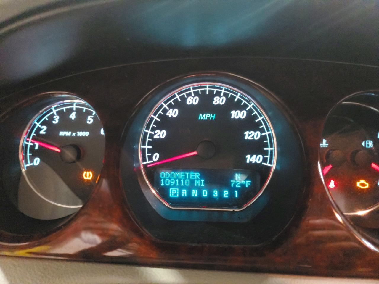 2008 Buick Lucerne Cx White vin: 1G4HP57298U181697