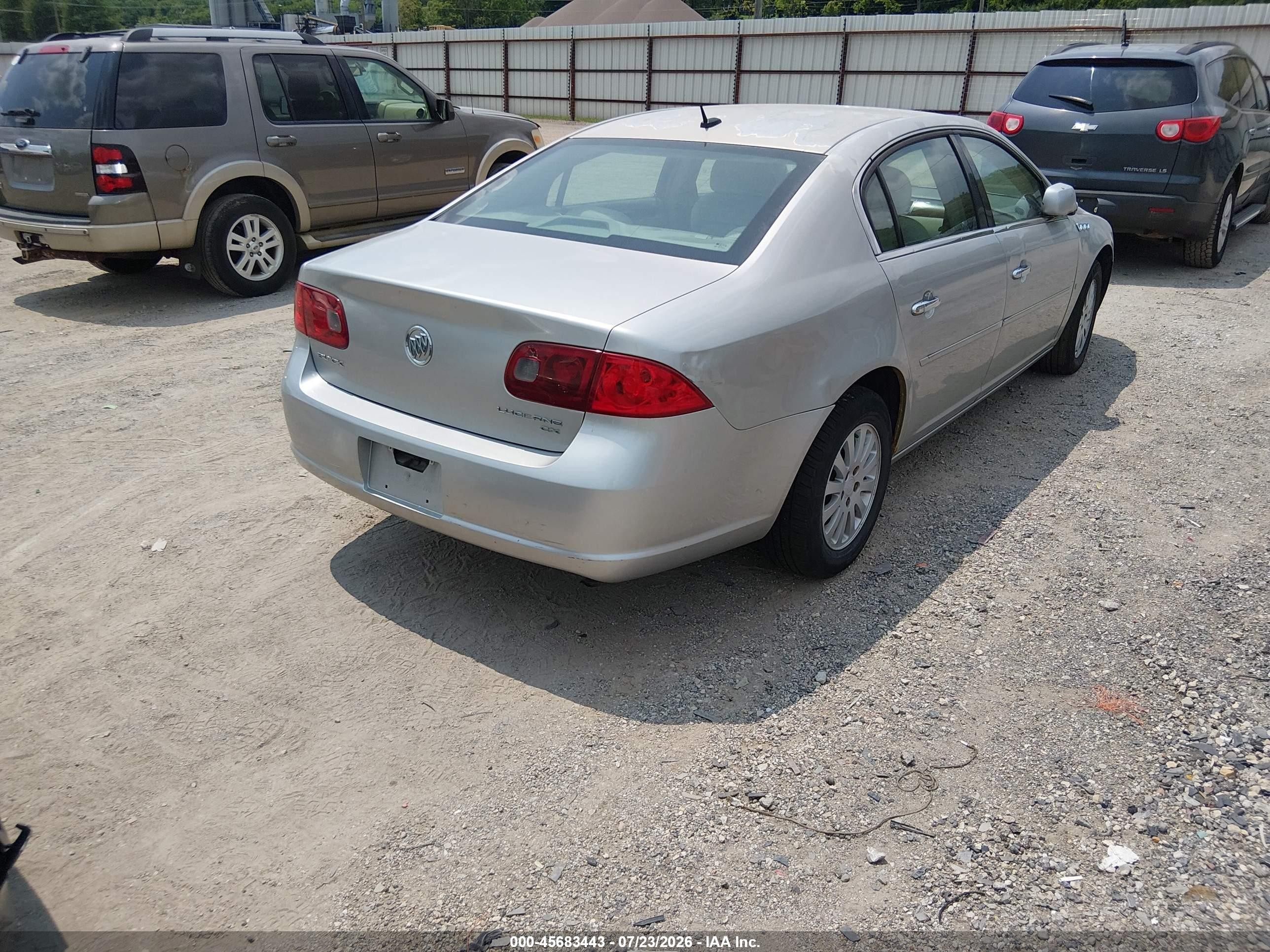2007 Buick Lucerne Cx Silver vin: 1G4HP572X7U162137