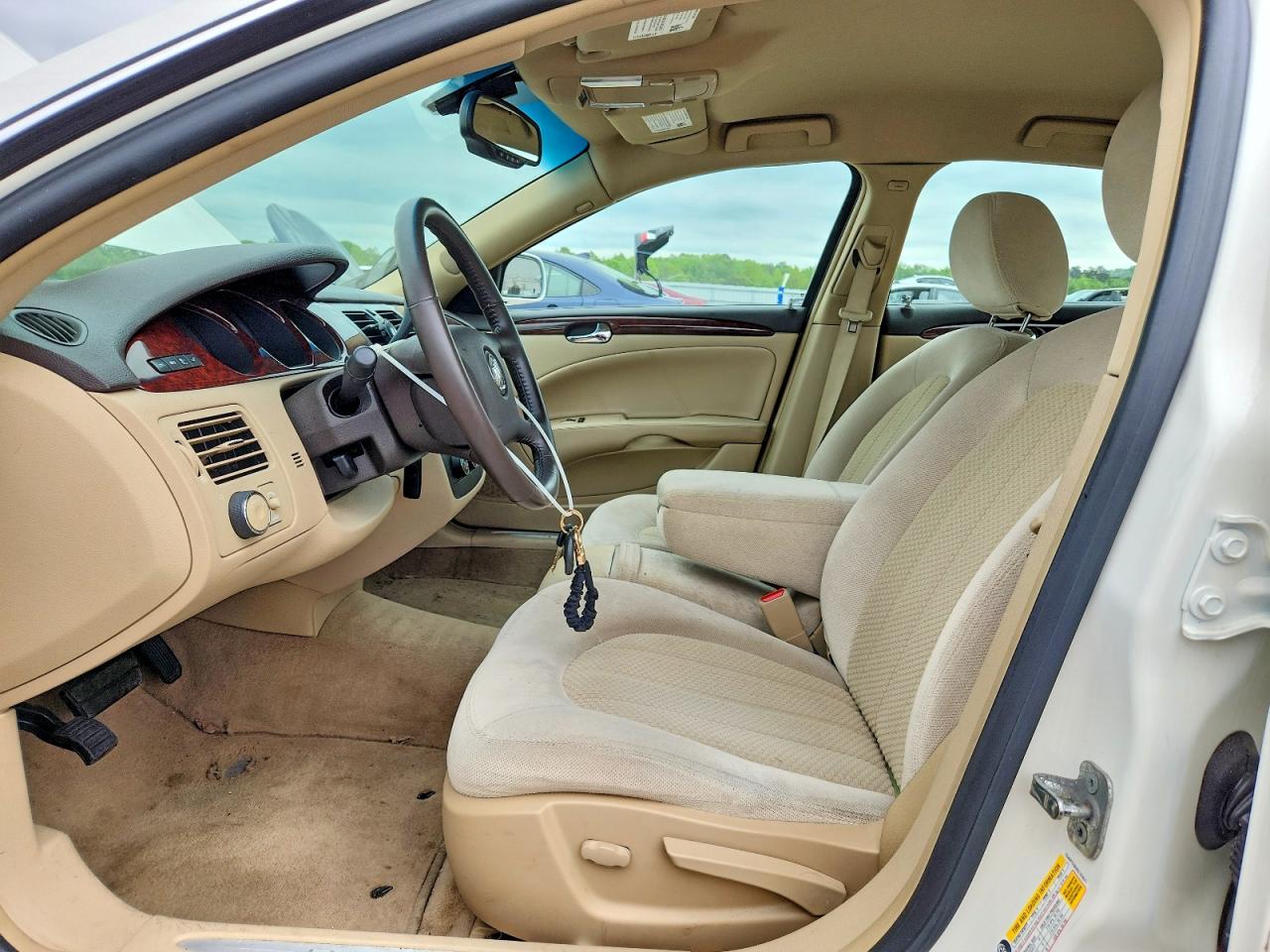 2009 Buick Lucerne Cx White vin: 1G4HP57M49U103833