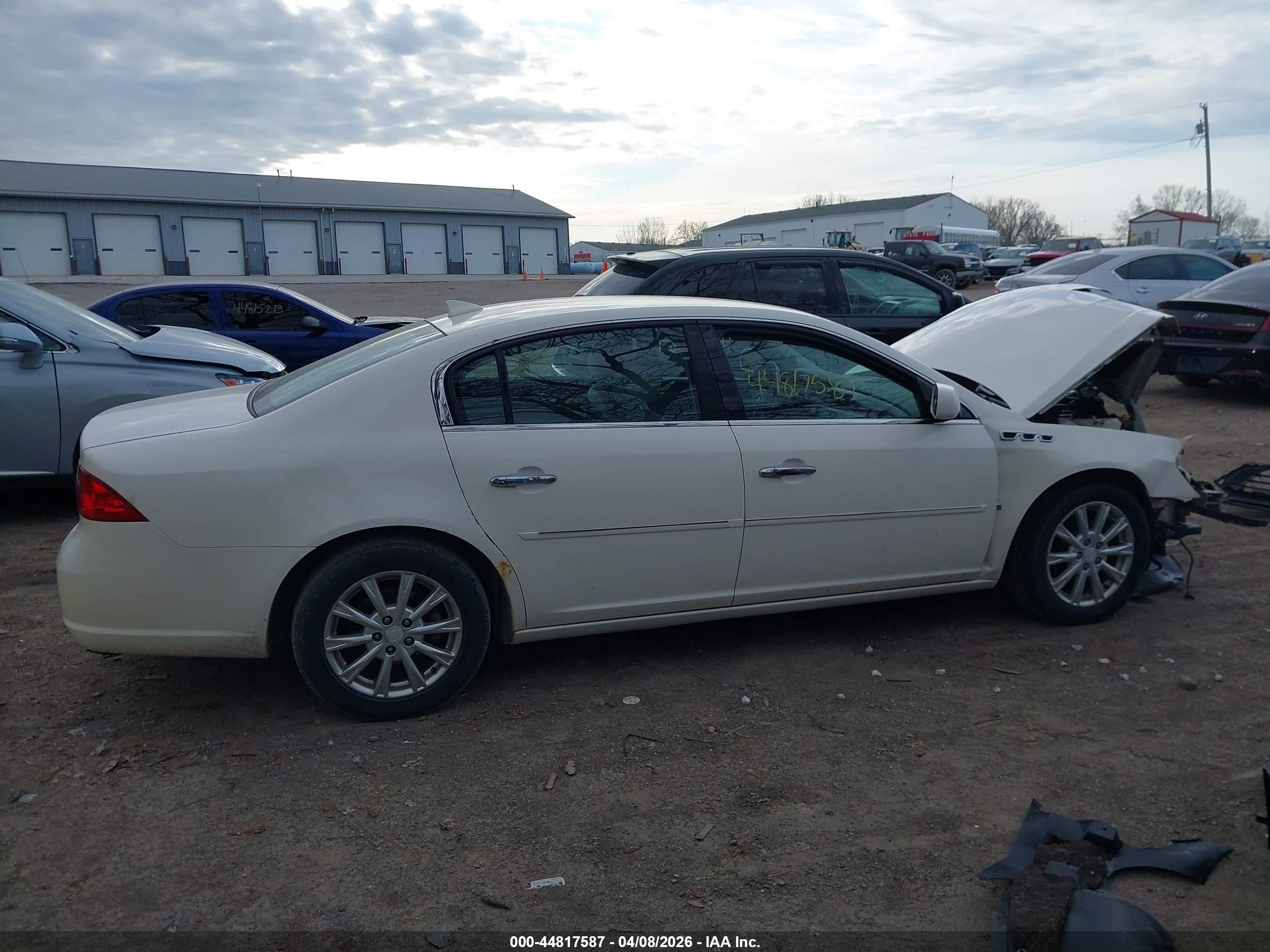 2009 Buick Lucerne Cx White vin: 1G4HP57M49U144365
