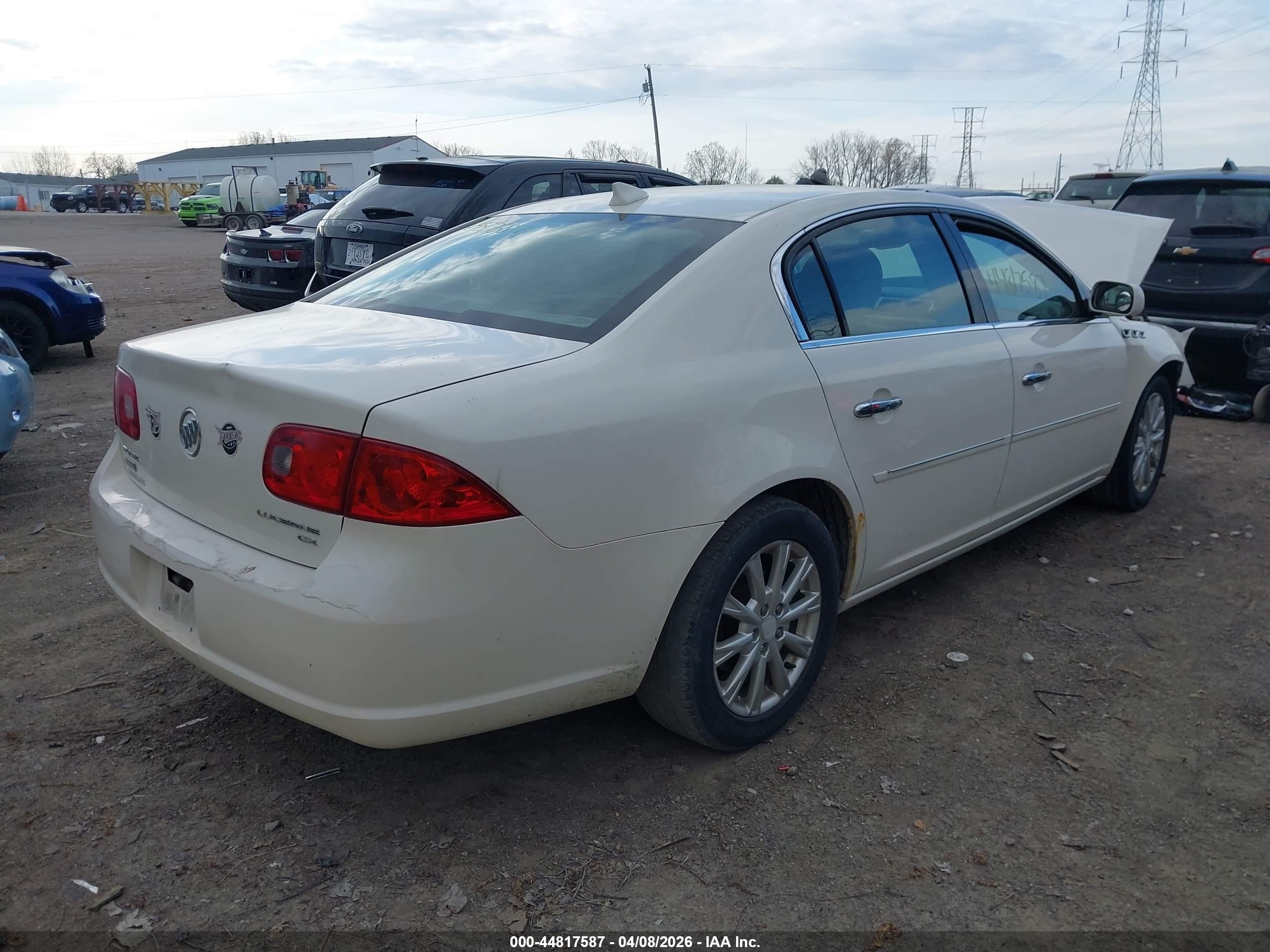 2009 Buick Lucerne Cx White vin: 1G4HP57M49U144365