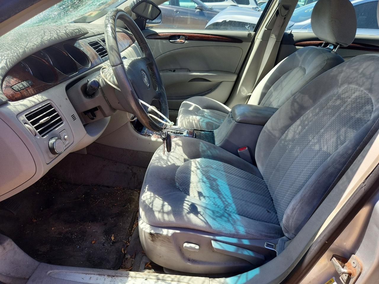 2009 Buick Lucerne Cx Silver vin: 1G4HP57M89U146832