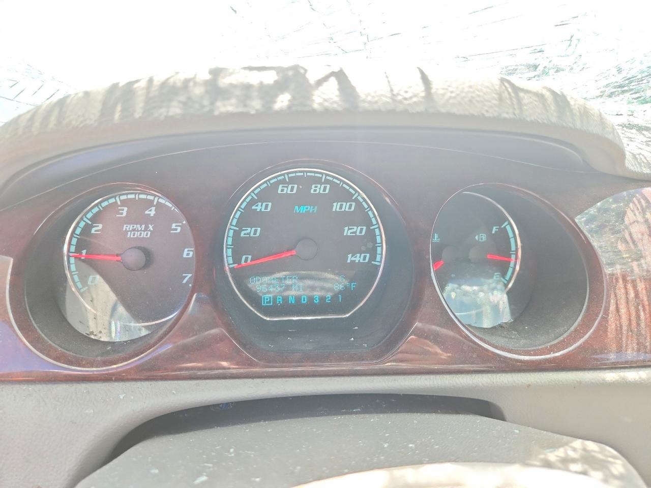 2009 Buick Lucerne Cx Silver vin: 1G4HP57M89U146832