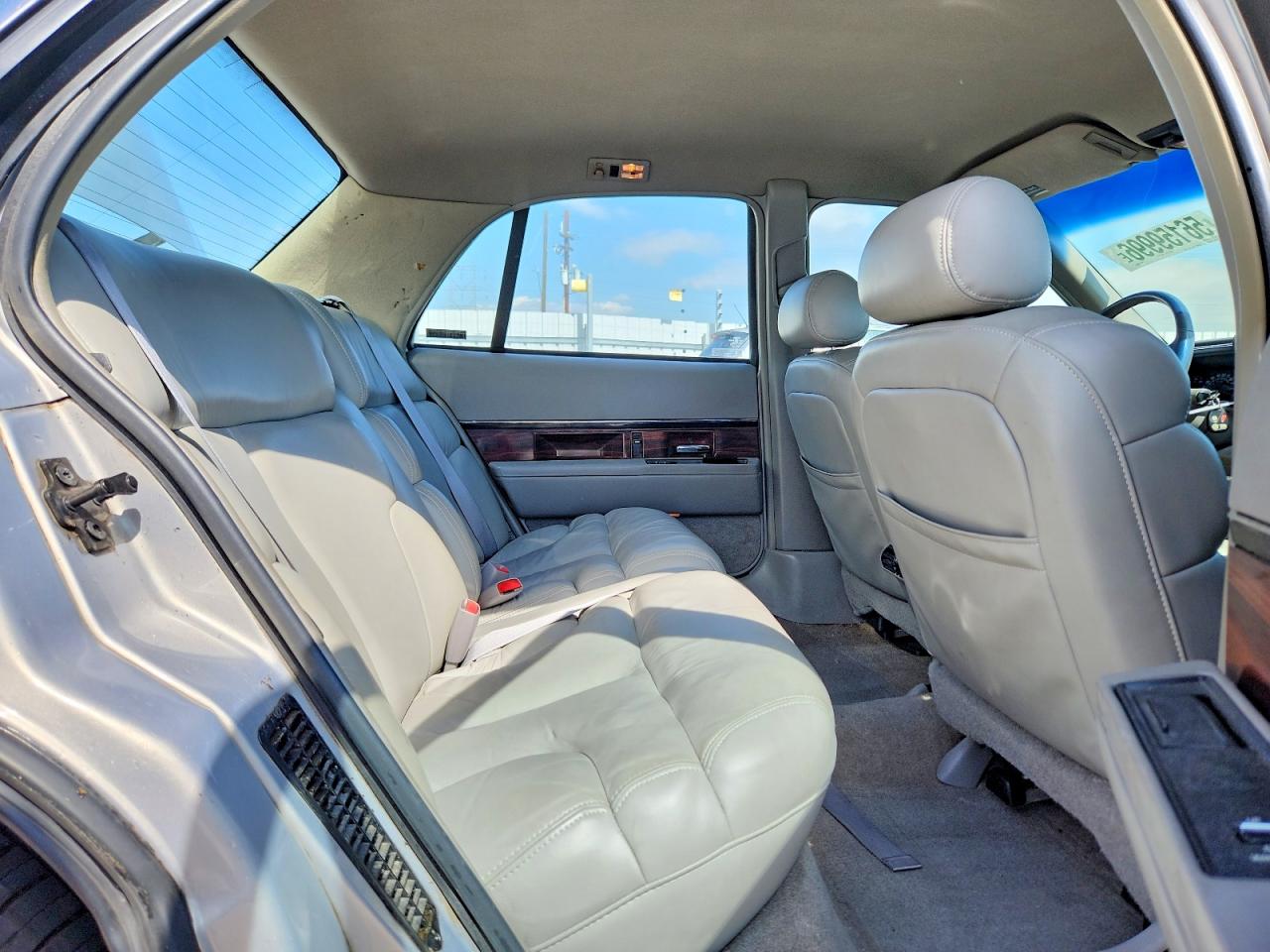 1998 Buick Lesabre Limited Silver vin: 1G4HR52K7WH436001