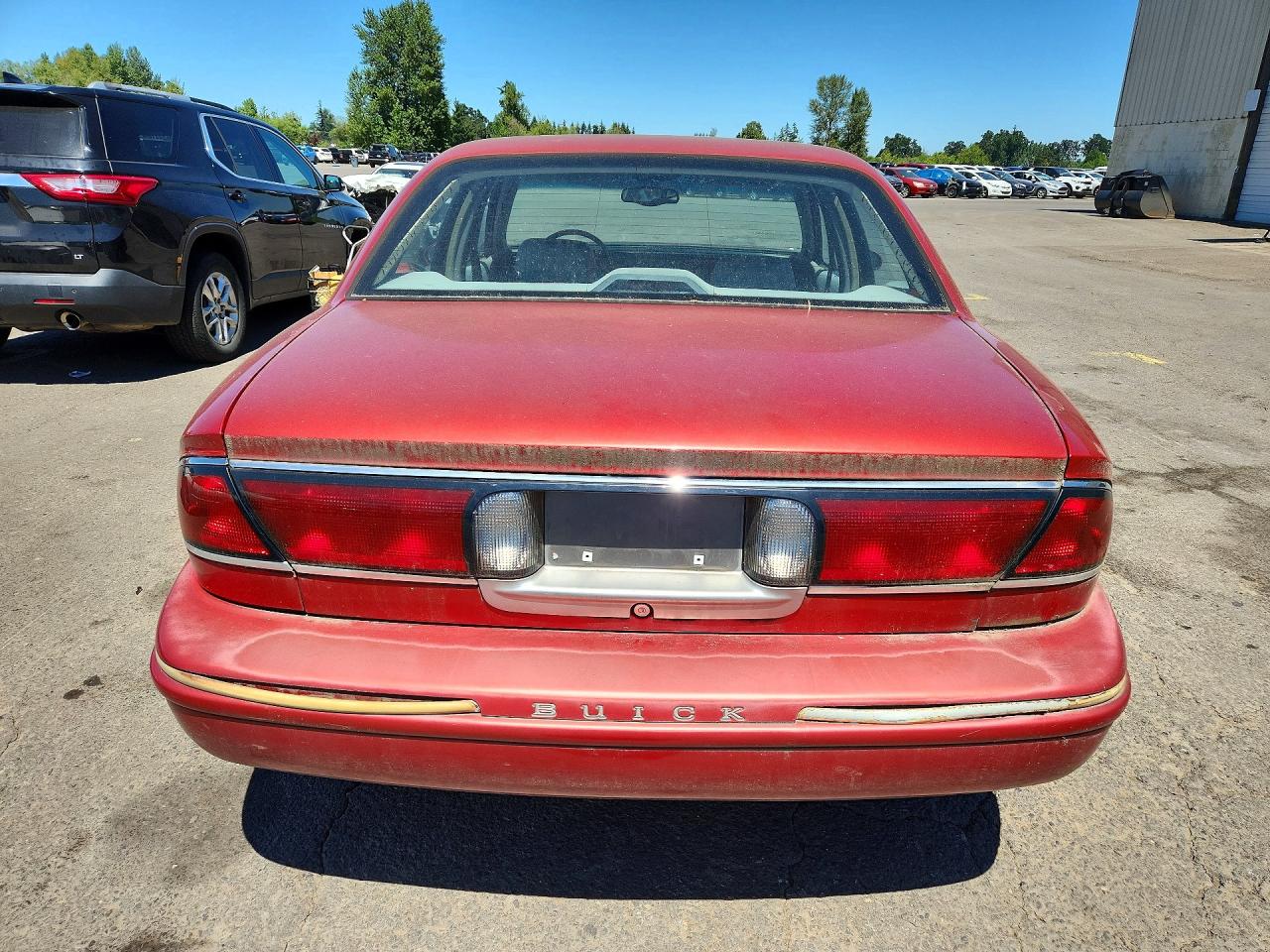 1998 Buick Lesabre Limited Red vin: 1G4HR52K8WH467046