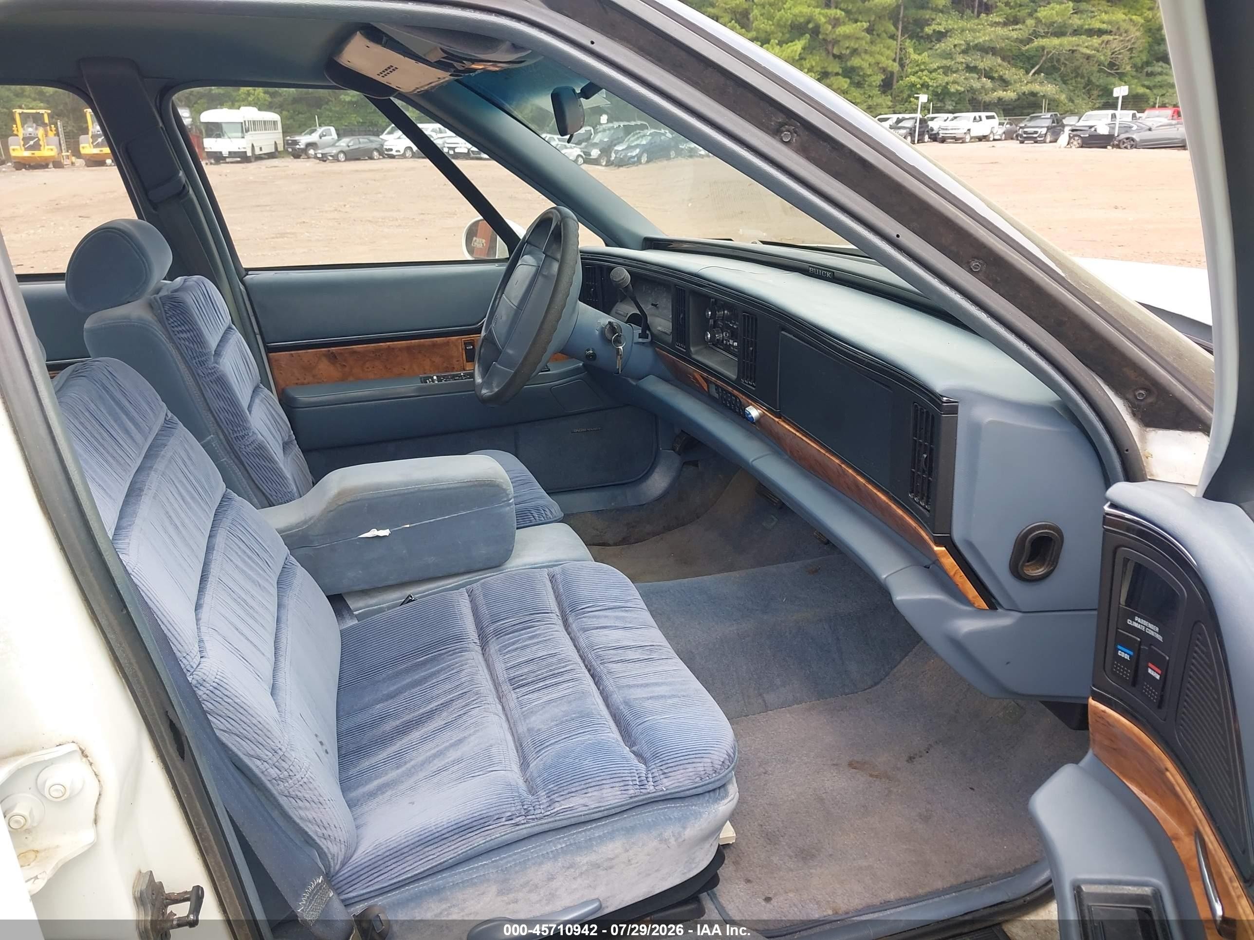 1994 Buick Lesabre Limited White vin: 1G4HR52L9RH416300