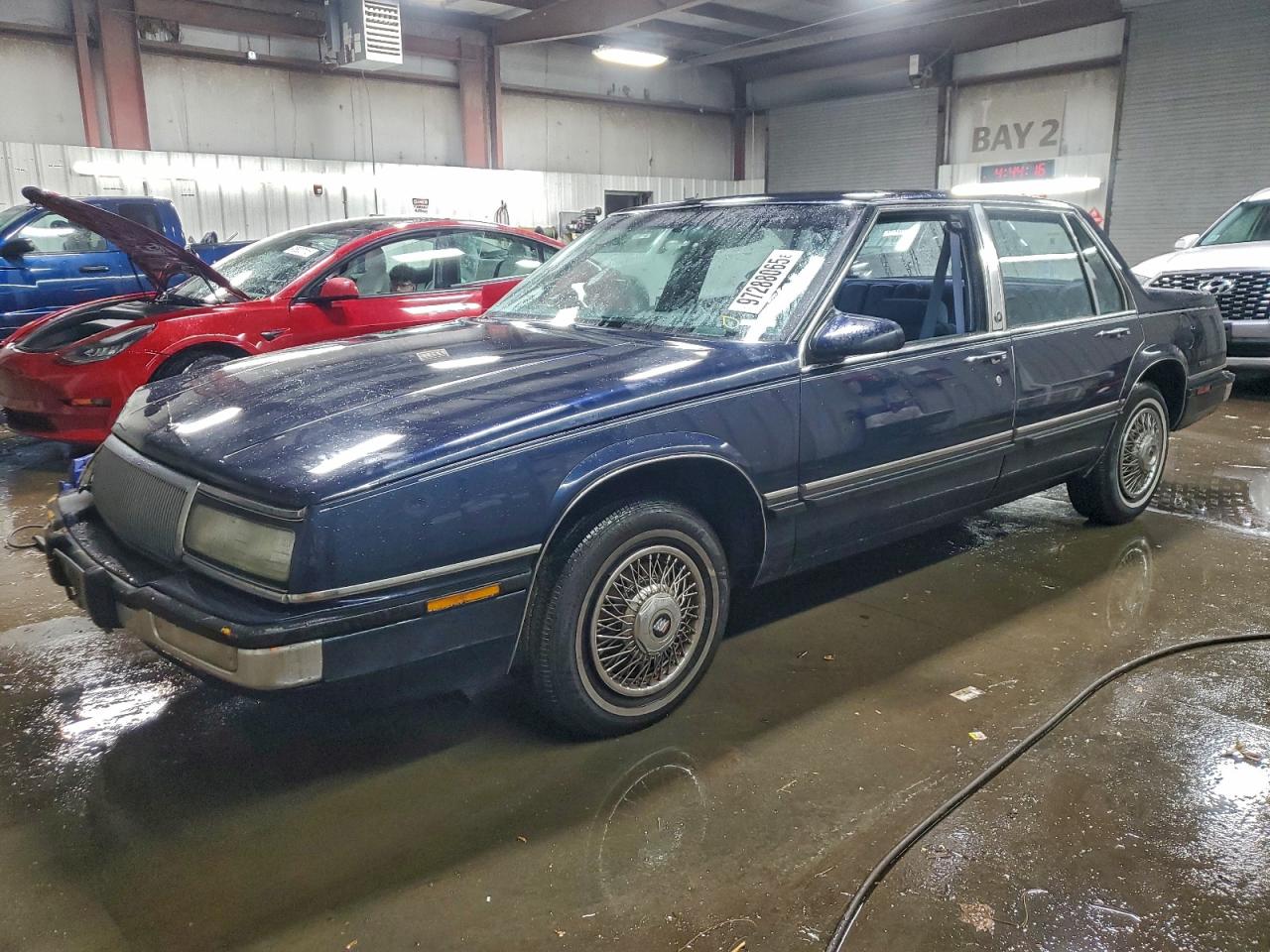 1991 Buick Lesabre Limited Blue vin: 1G4HR54C0MH475936