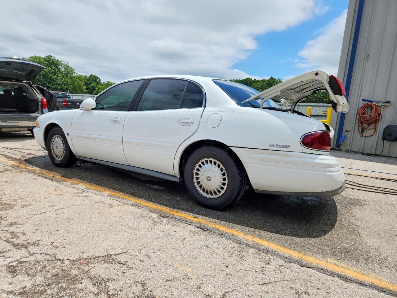 2000 Buick Lesabre Limited White vin: 1G4HR54K2YU196640