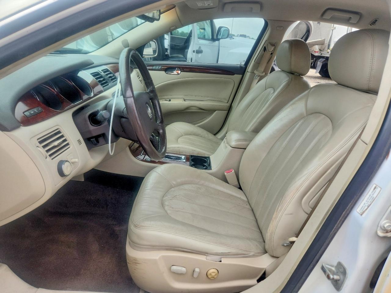 2007 Buick Lucerne Cxl White vin: 1G4HR57Y37U124702