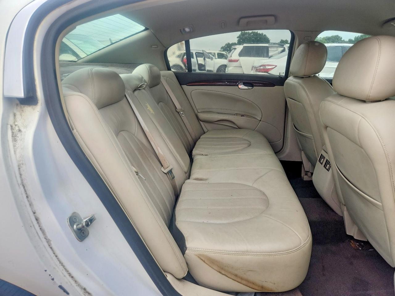 2007 Buick Lucerne Cxl White vin: 1G4HR57Y37U124702