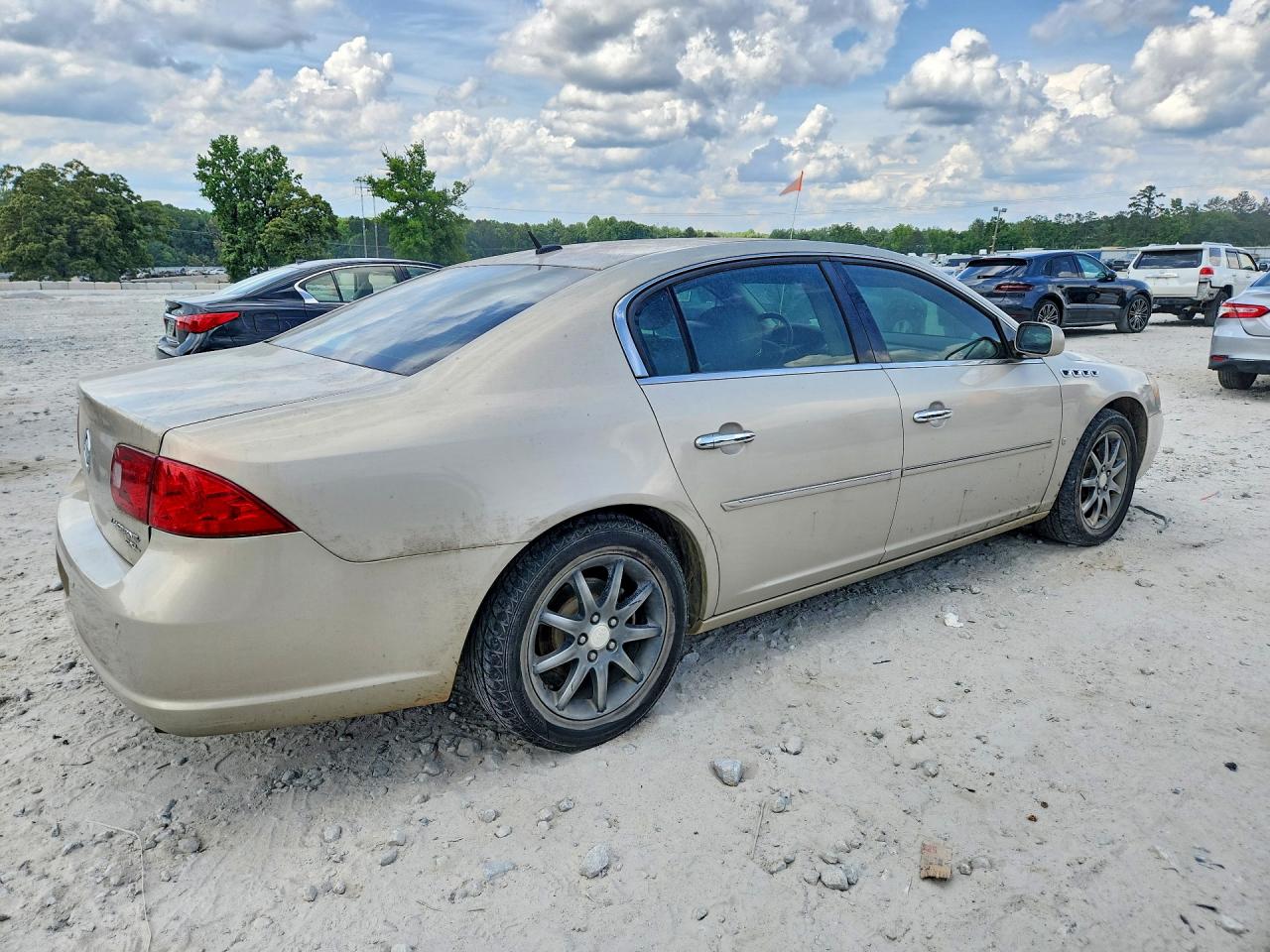 2007 Buick Lucerne Cxl Бежевый vin: 1G4HR57Y57U110767