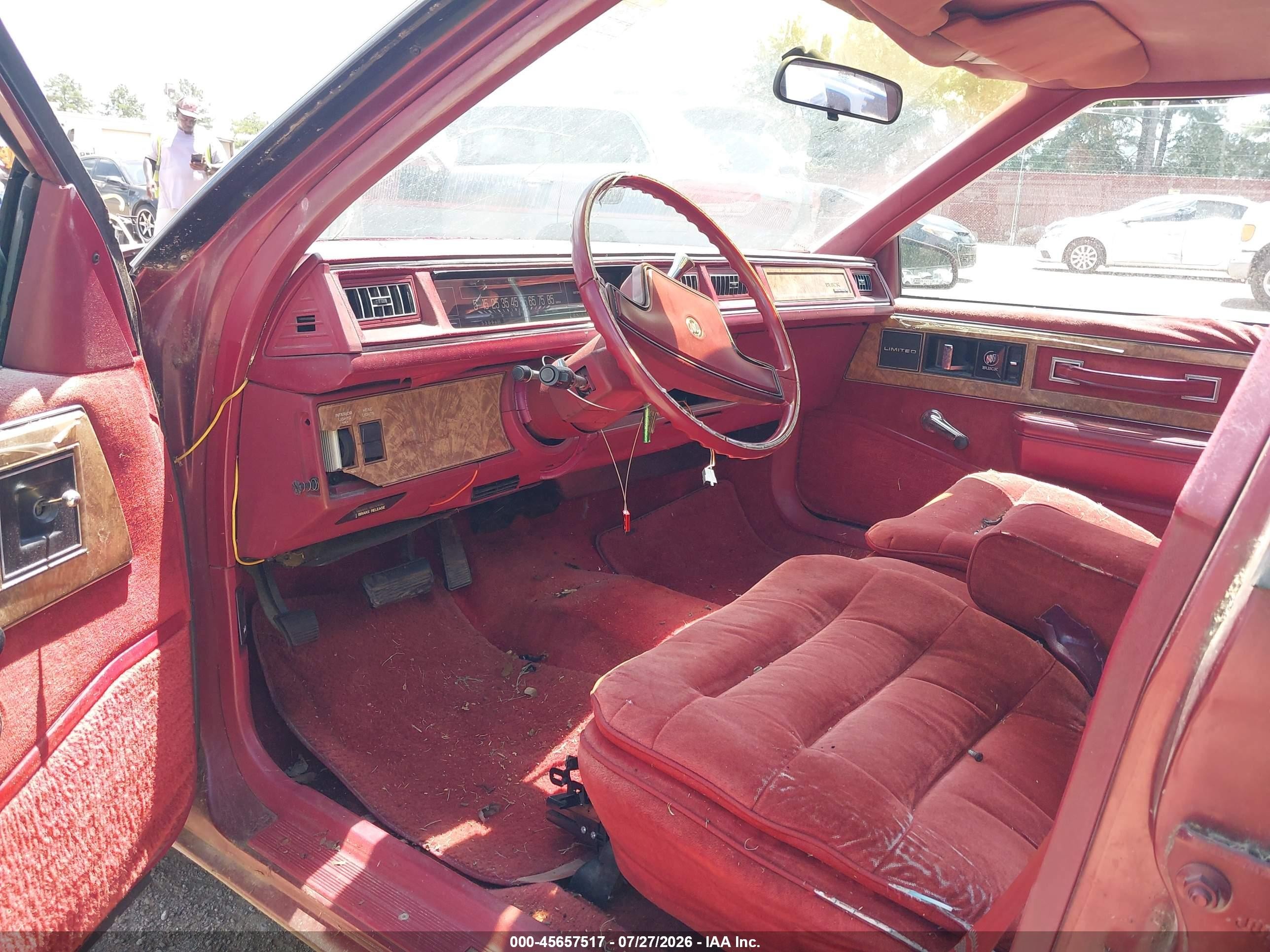 1986 Buick Lesabre Limited Red vin: 1G4HR6930GH488592
