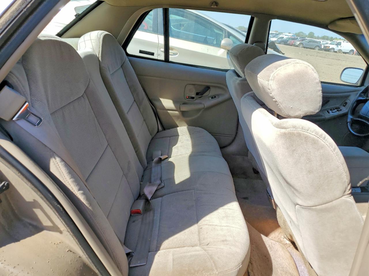 1997 Buick Skylark Gran Sport Beige vin: 1G4NJ52M0VC456632