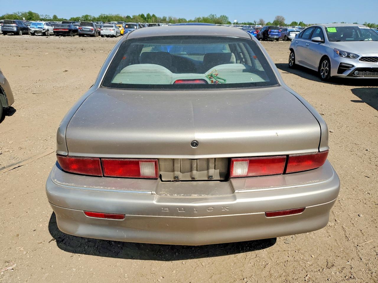 1997 Buick Skylark Gran Sport Beige vin: 1G4NJ52M0VC456632