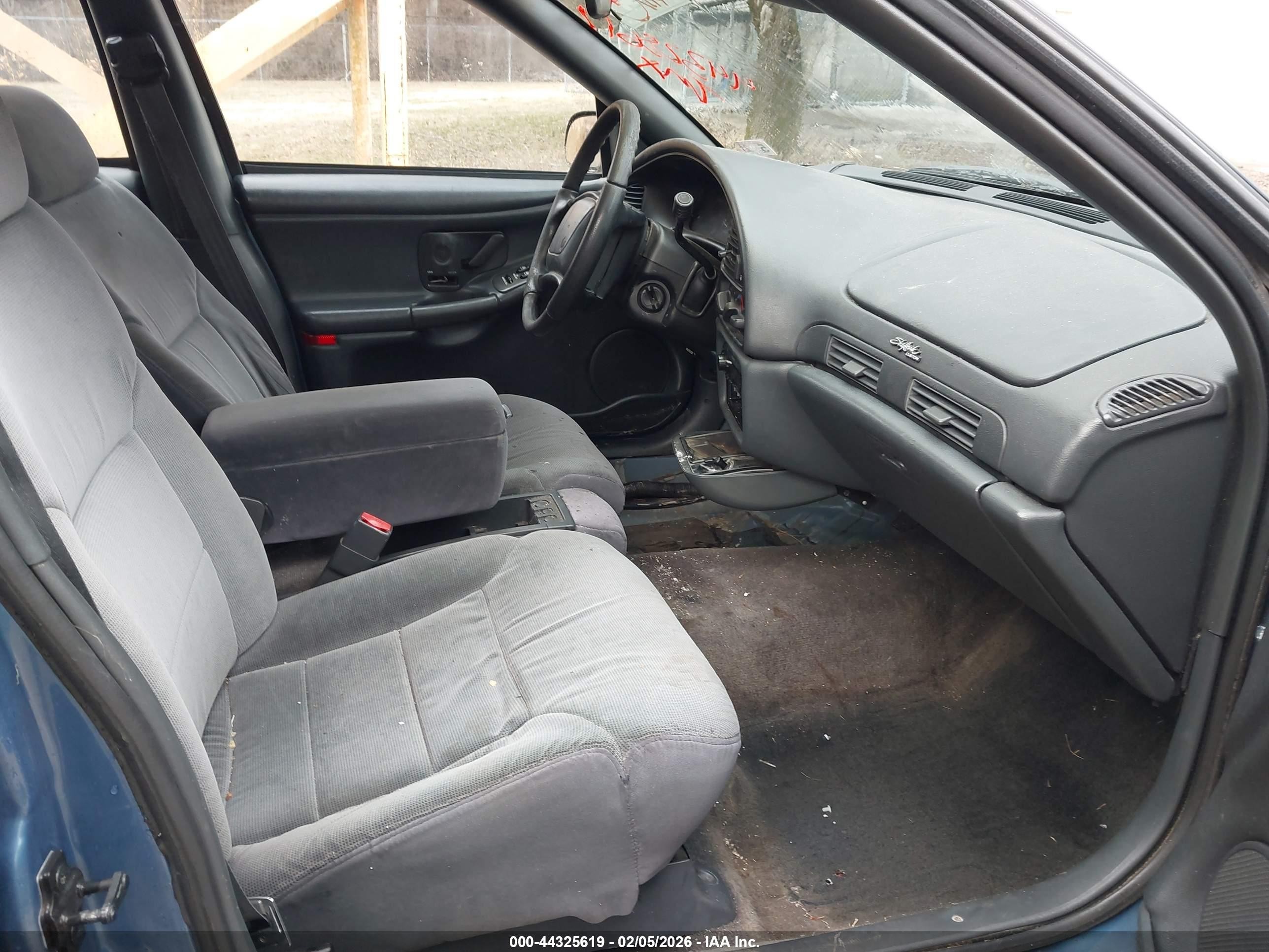 1998 Buick Skylark Custom   Blue vin: 1G4NJ52M7WC401547