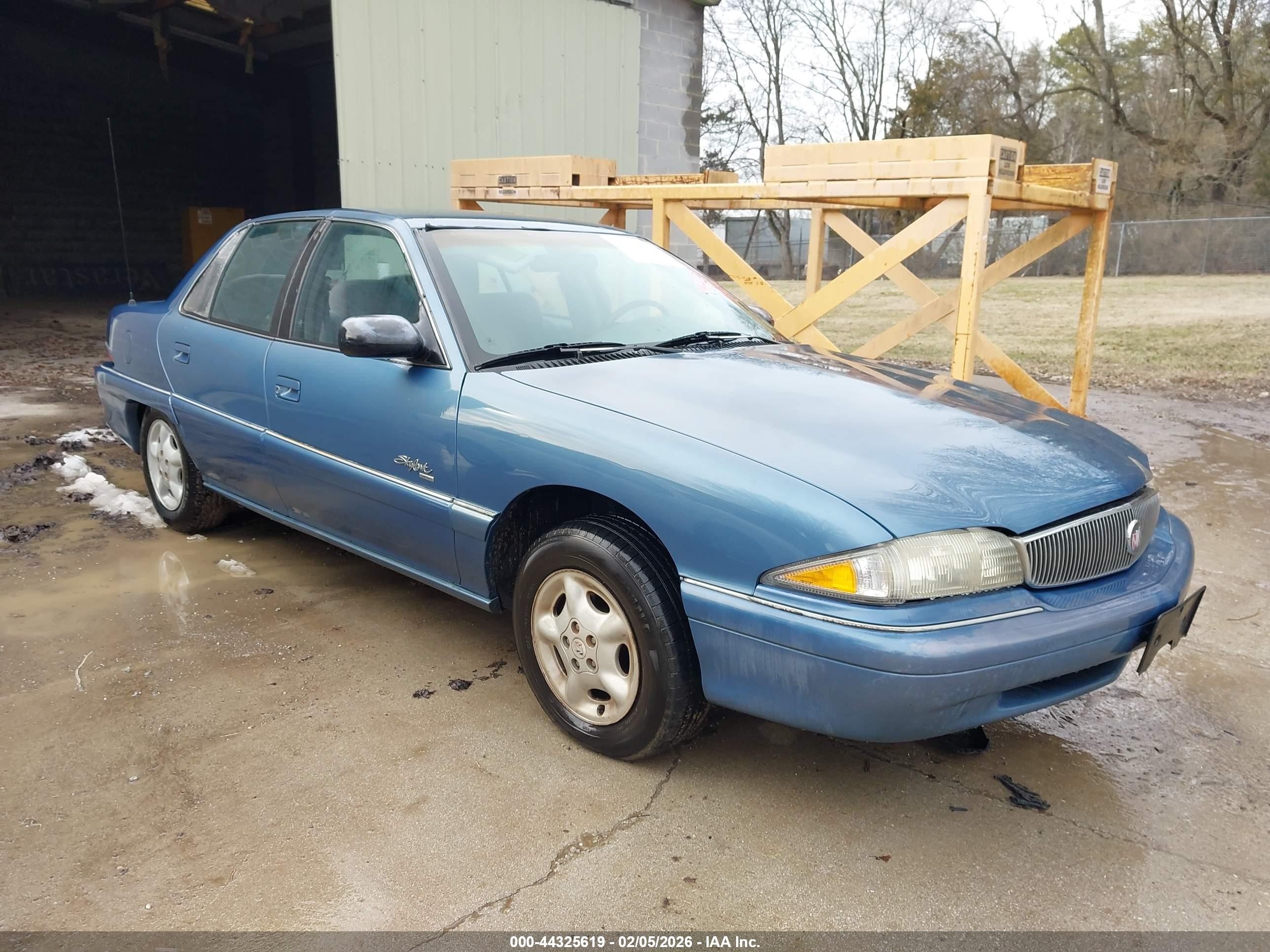 1998 Buick Skylark Custom   Blue vin: 1G4NJ52M7WC401547
